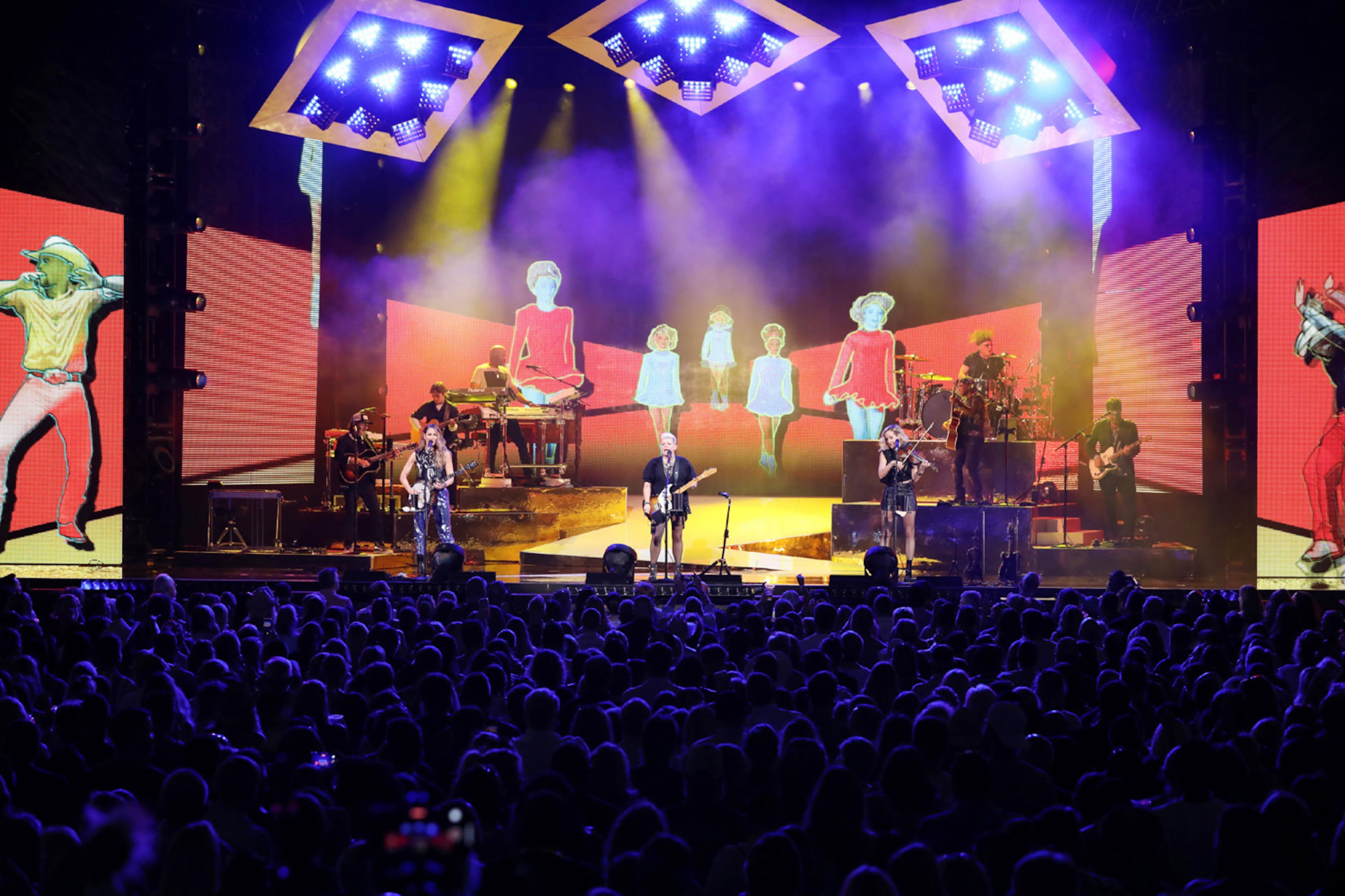 The Chicks (formerly Dixie Chicks) performed for a sellout crowd Saturday night, July 16, 2022, at Ameris Bank Amphitheatre in Alpharetta. Patty Griffin opened the show. (Photo: Robb Cohen for The Atlanta Journal-Constitution)