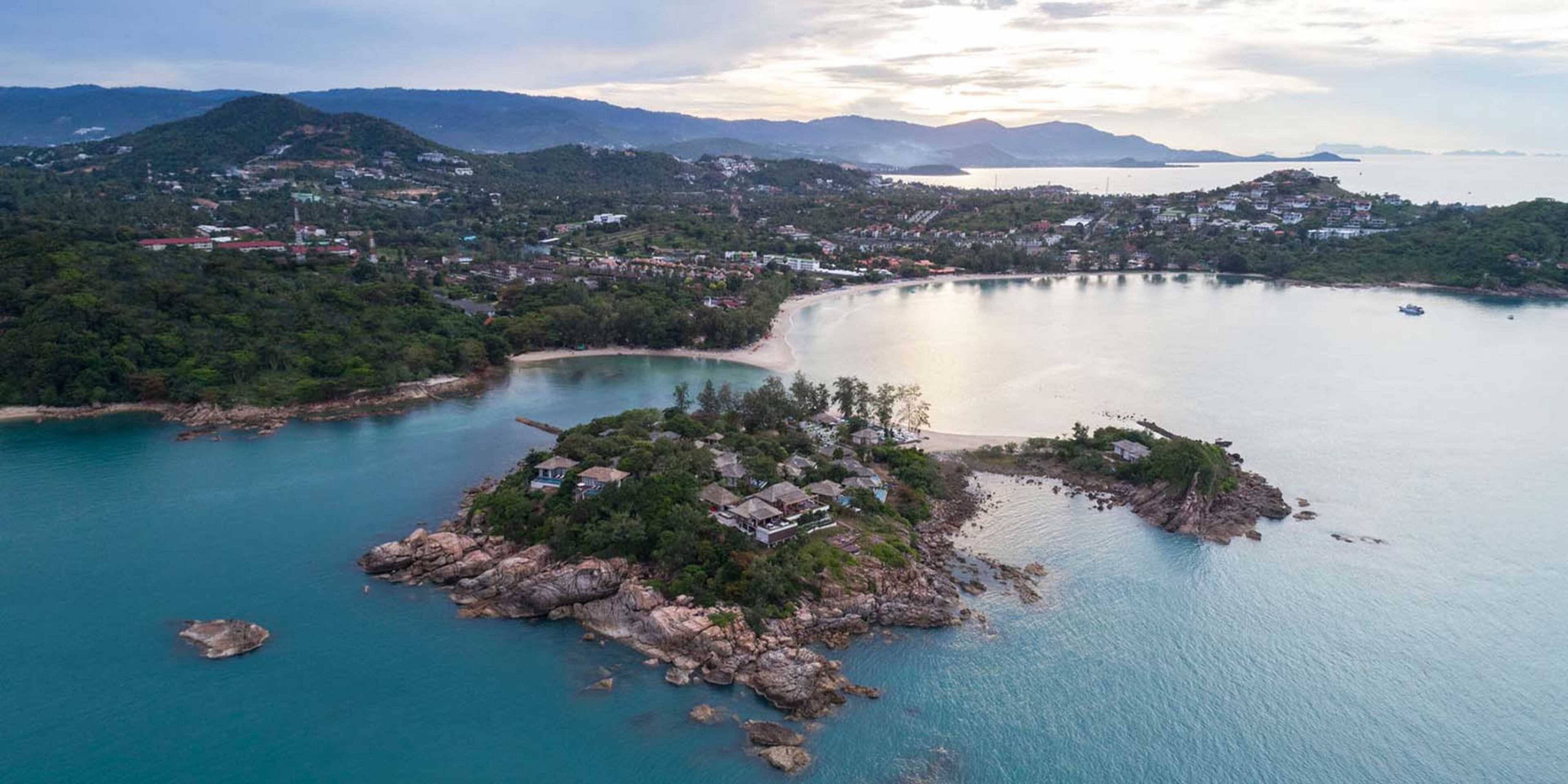 For those seeking exclusivity, Cape Fahn Hotel is a private island resort off Koh Samui. Highlights include Michelin-starred dining, a floating breakfast (yes, breakfast in the pool!) and a hands-on Thai dessert class. Guests can even learn traditional Thai dance, dressing in regal costumes for an immersive cultural experience.