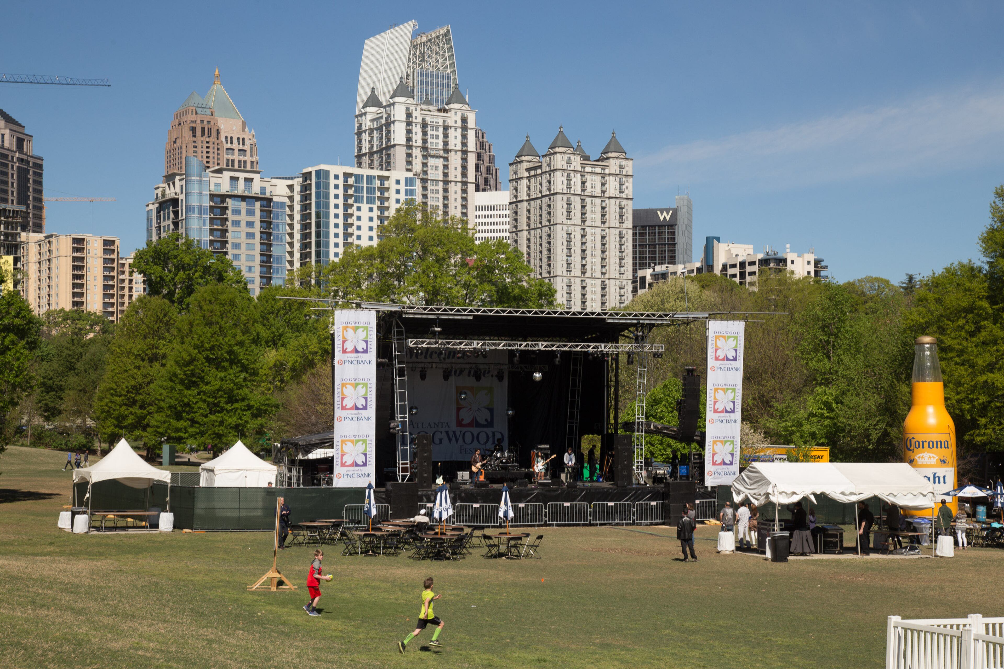 The band No Solutions plays on the Main Stage during the 81st Annual Atlanta Dogwood Festival early Saturday in Atlanta, Ga April 8, 2017. STEVE SCHAEFER / SPECIAL TO THE AJC