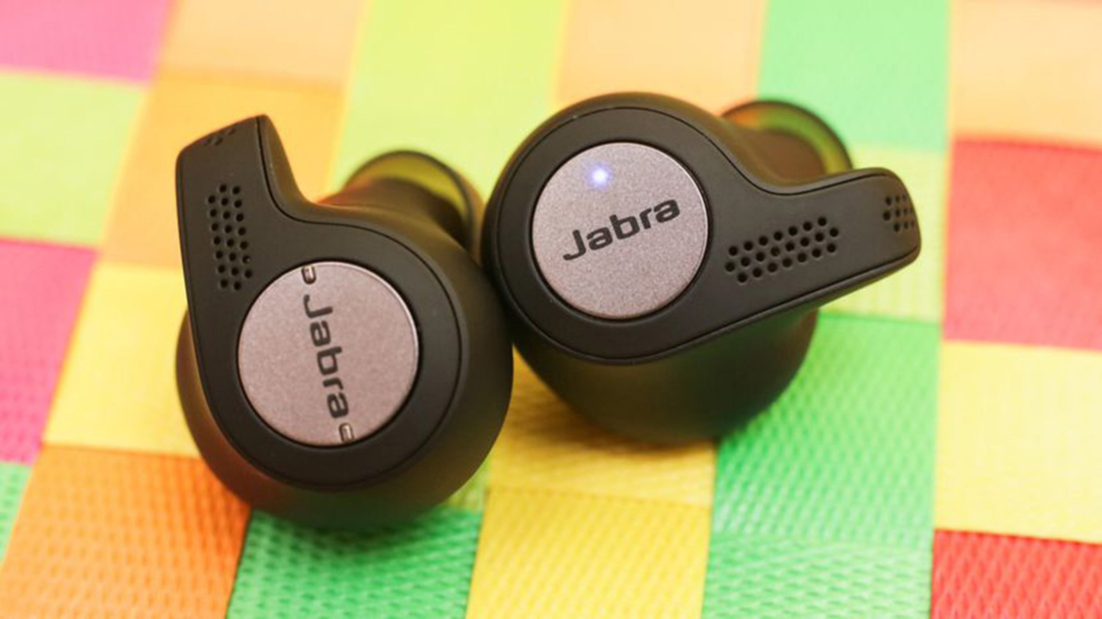 The Jabra Active Elite 65t truly wireless earphones are the best alternative to Apple’s AirPods, but the stepdown non-Elite model will save you a bit of cash. (Sarah Tew/CNET/TNS)
