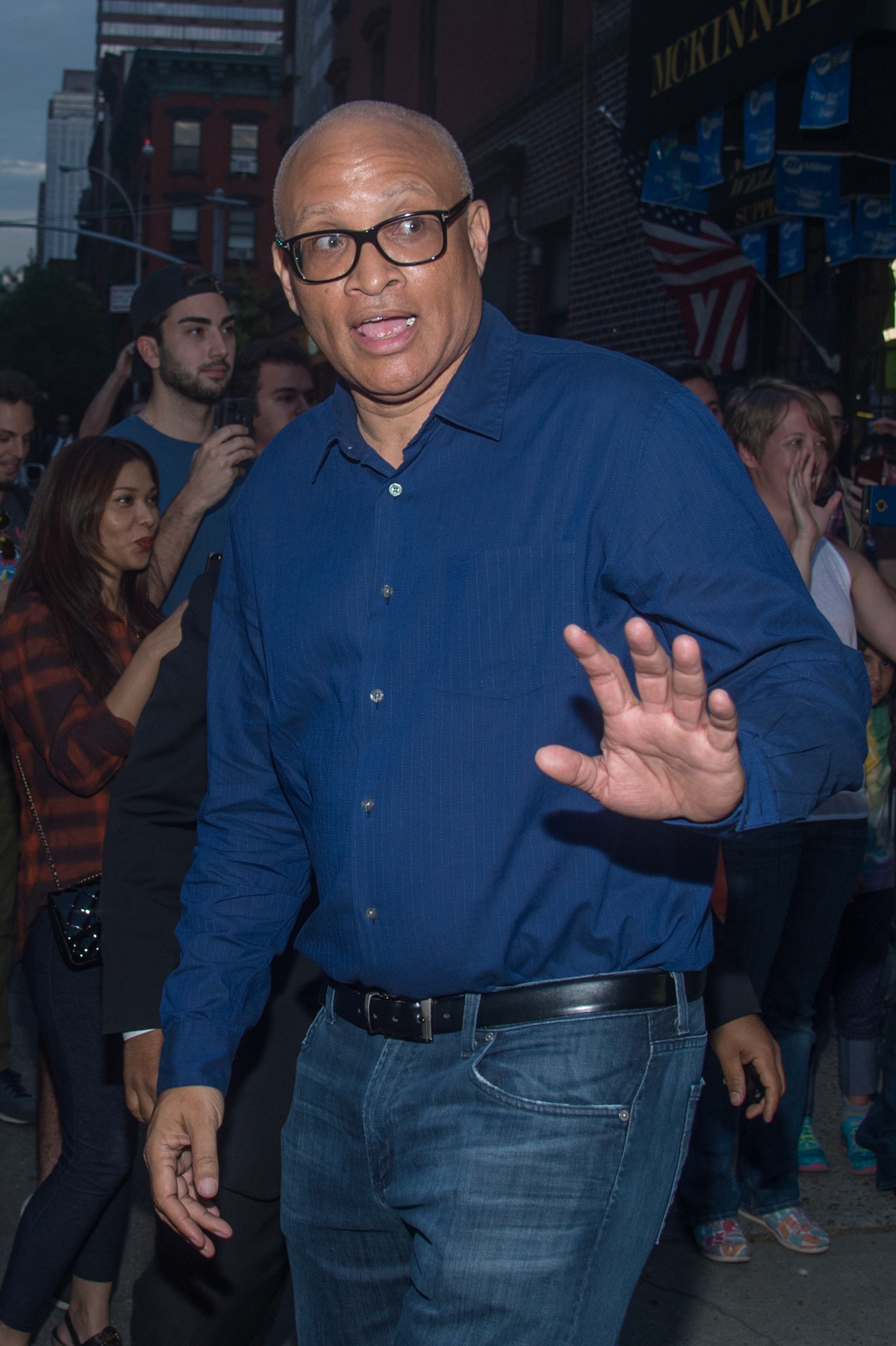 NEW YORK, NY - AUGUST 06: Larry Wilmore attends the final "The Daily Show With Jon Stewart" on August 6, 2015 in New York City. (Photo by Mark Sagliocco/Getty Images)