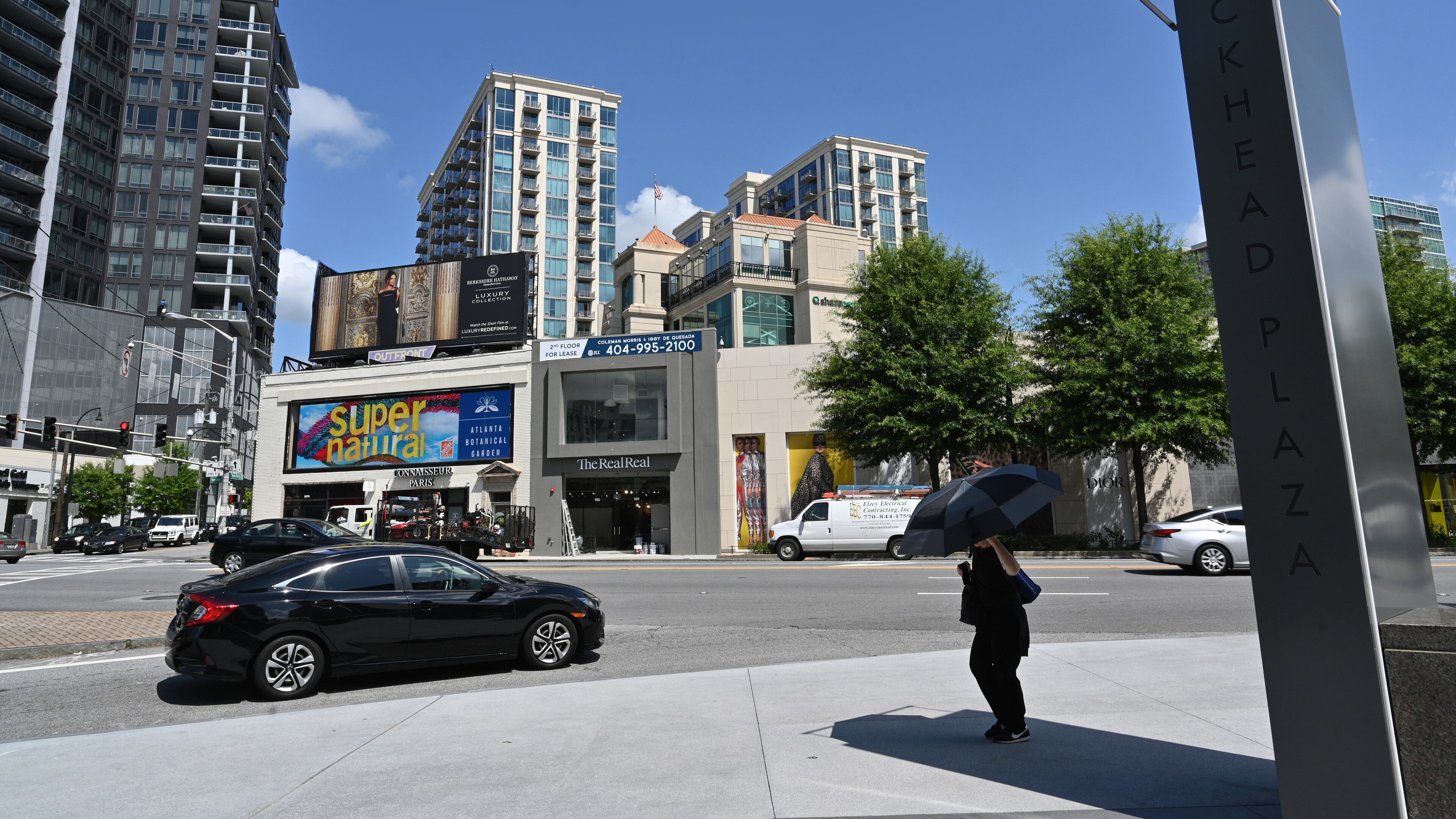 The area around Charlie Loudermilk Park in Buckhead. (Hyosub Shin / Hyosub.Shin@ajc.com)