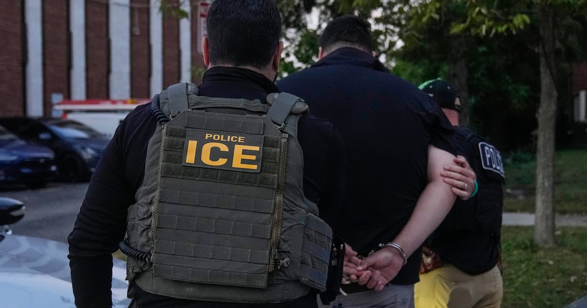 Inmigrantes en Georgia abandonan EE.UU. voluntariamente ante aumento de detenciones
