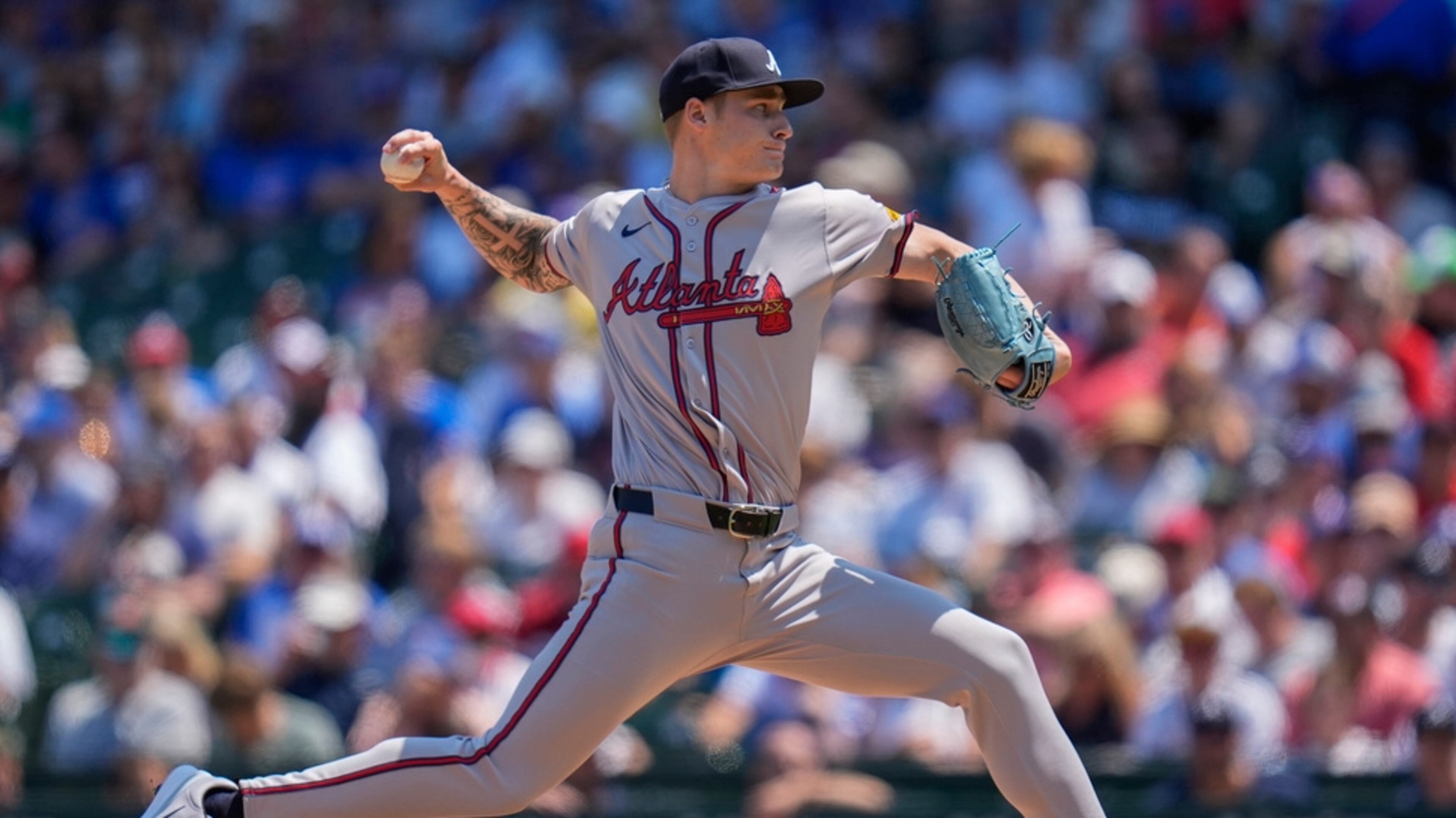 Atlanta Braves starting pitcher AJ Smith-Shawver throws during the first inning of a baseball game against the Chicago Cubs, Thursday, May 23, 2024, in Chicago. (AP Photo/Erin Hooley)