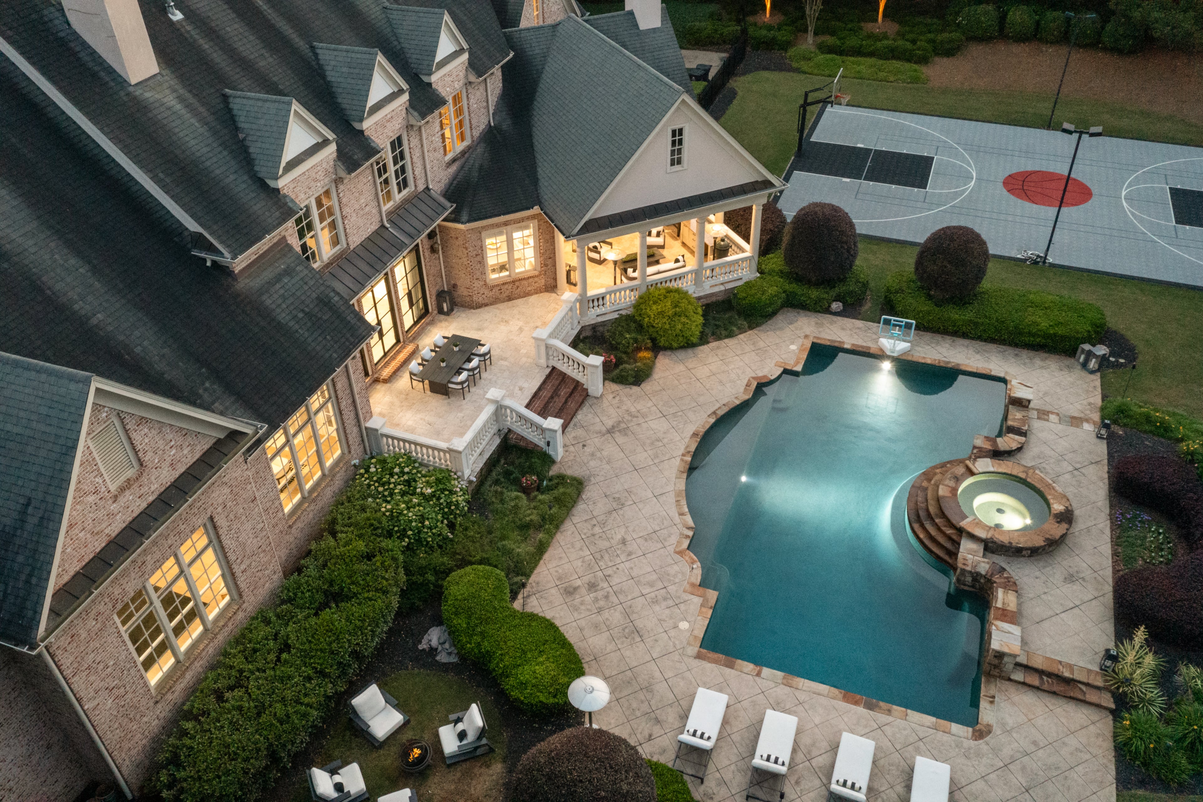New York Jets quarterback Tyrod Taylor is selling is Roswell house.
Courtesy: Jordan Nelson
