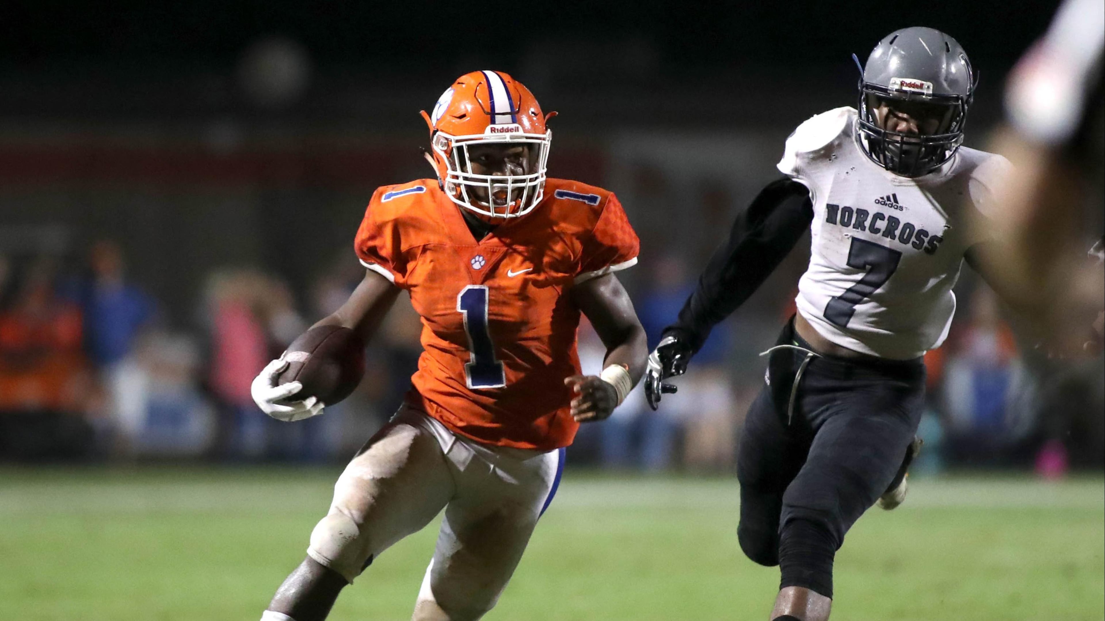 September 28, 2018- Lilburn, Ga: Parkview wide receiver Malik Washington (1) returns a punt in the second half against Norcross Friday September 28, 2018, in Lilburn, Ga. Parkview won 28-0. PHOTO / JASON GETZ