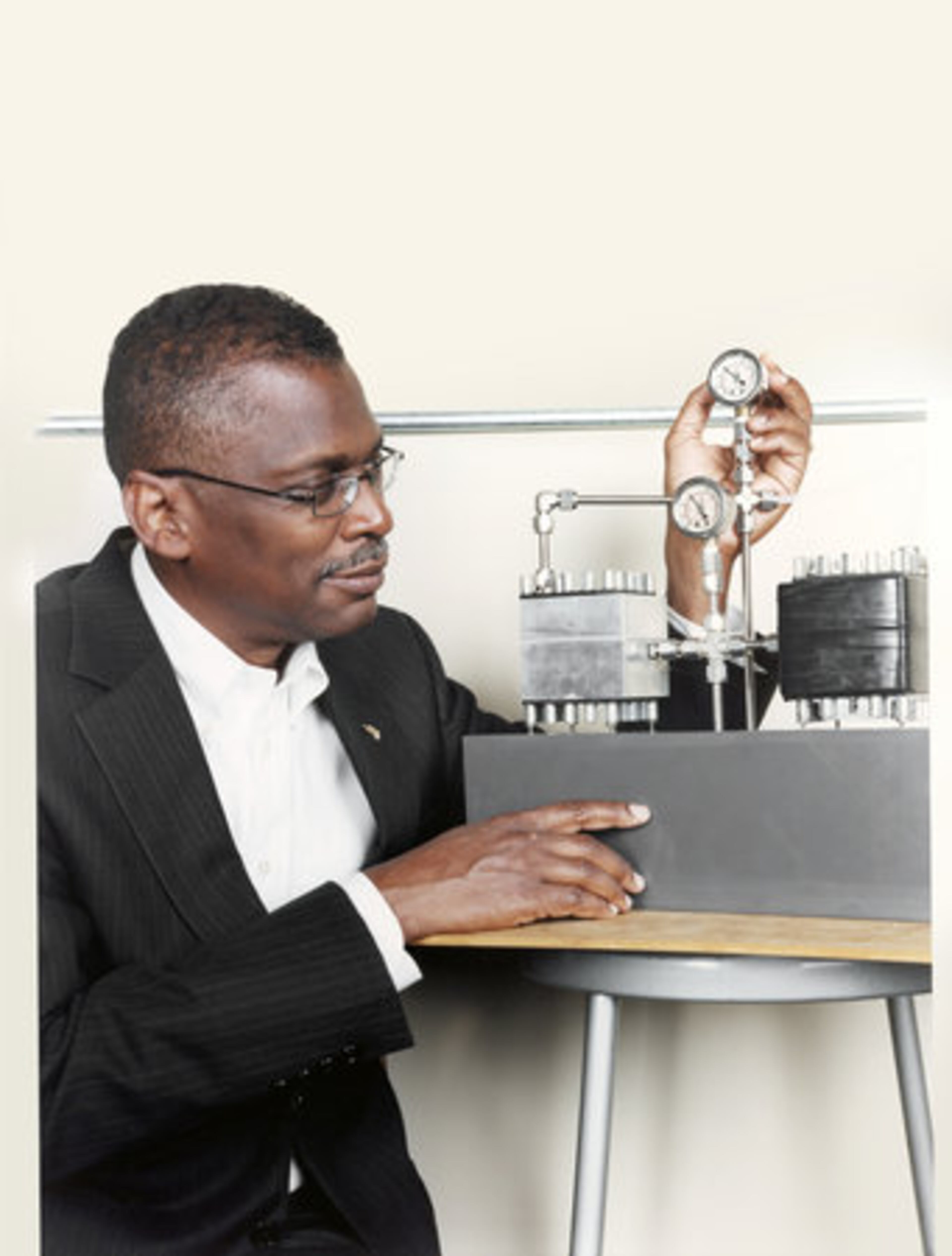 Lonnie Johnson and his new invention -- the Johnson Thermo-electrochemical Converter System -- flew to New York this month to receive an award for one of top 10 inventions of 2008.