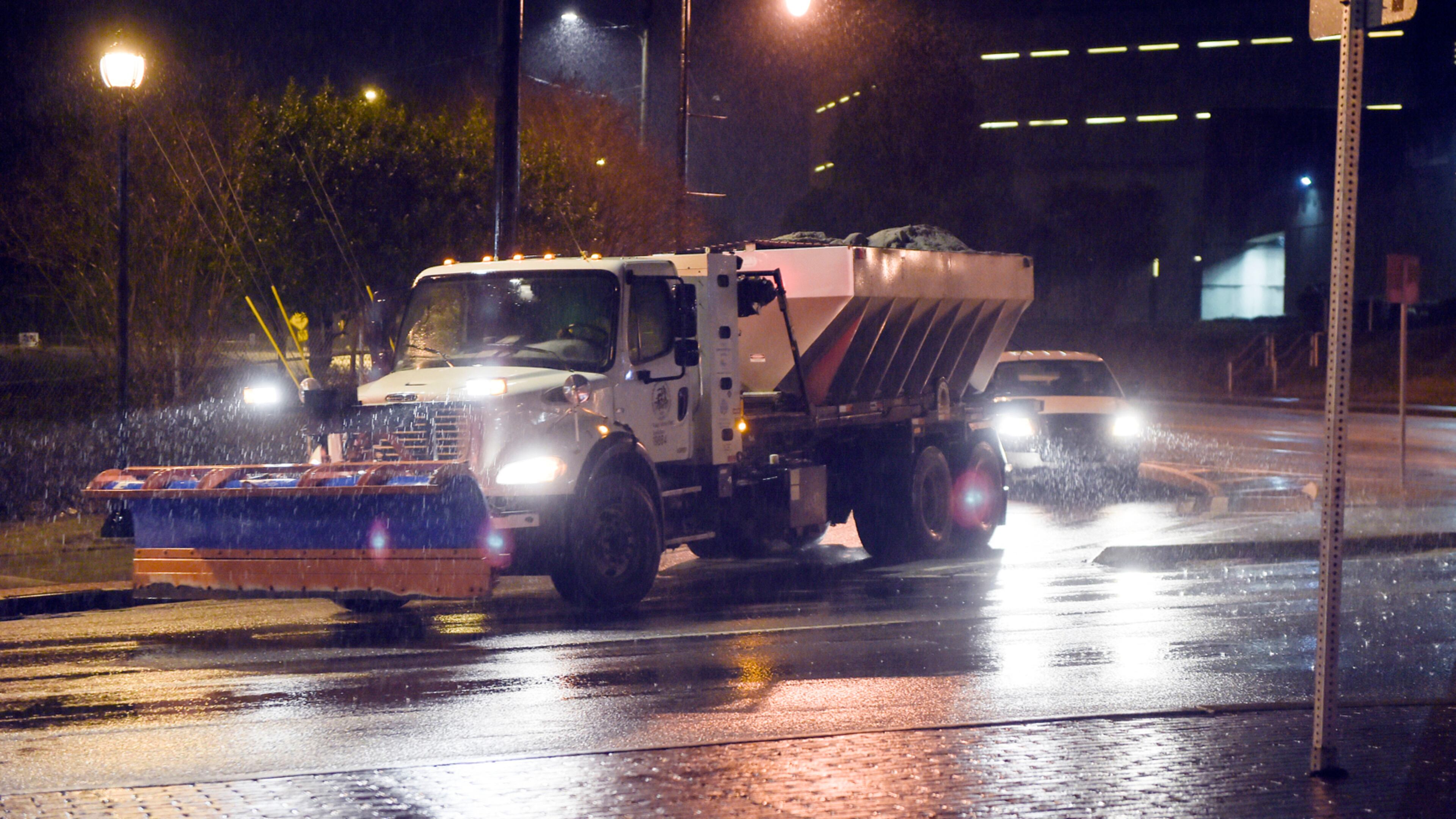 Cobb County road crews are preparing for freezing rain early Monday