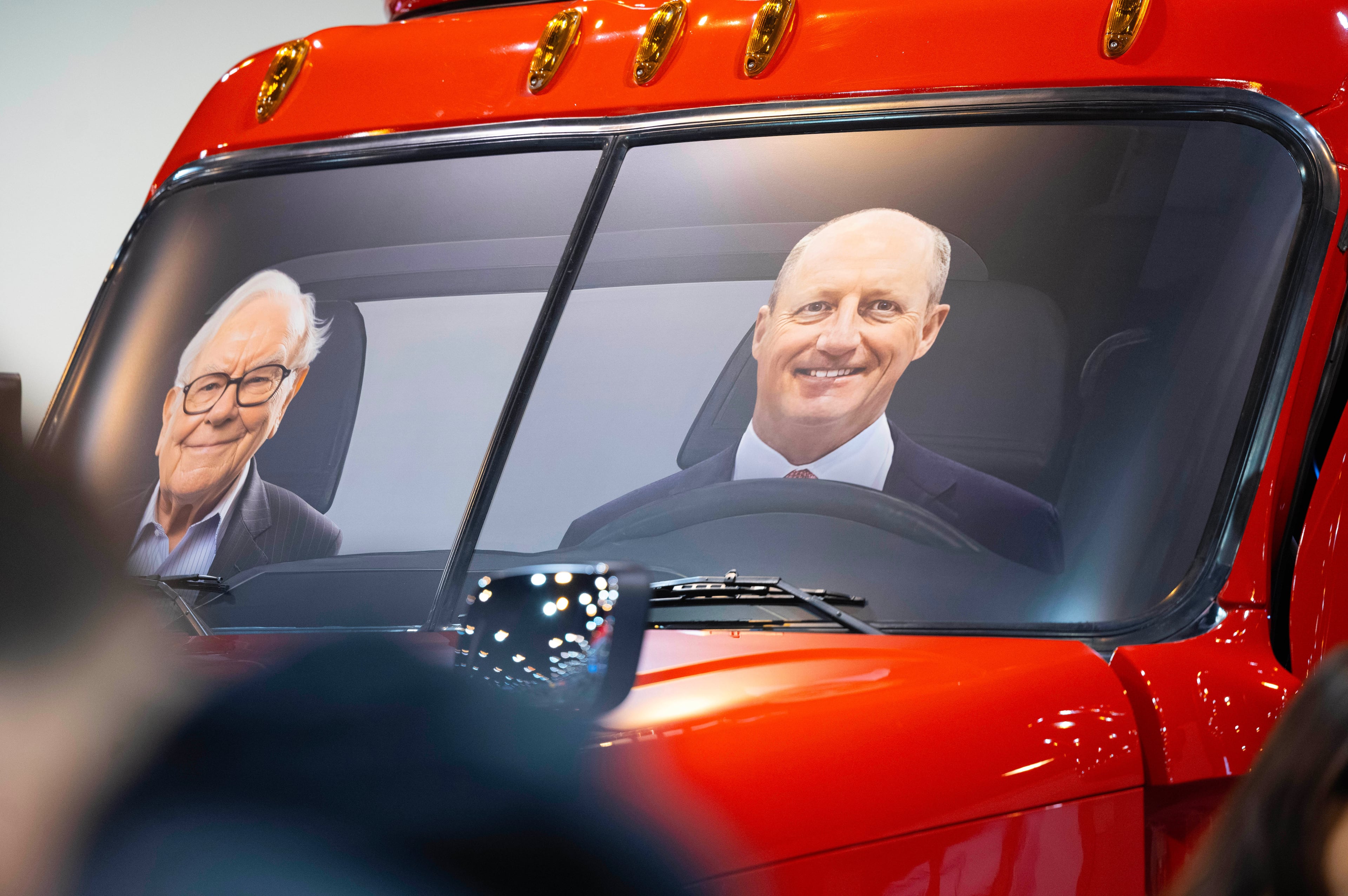 US Earns Berkshire Hathaway