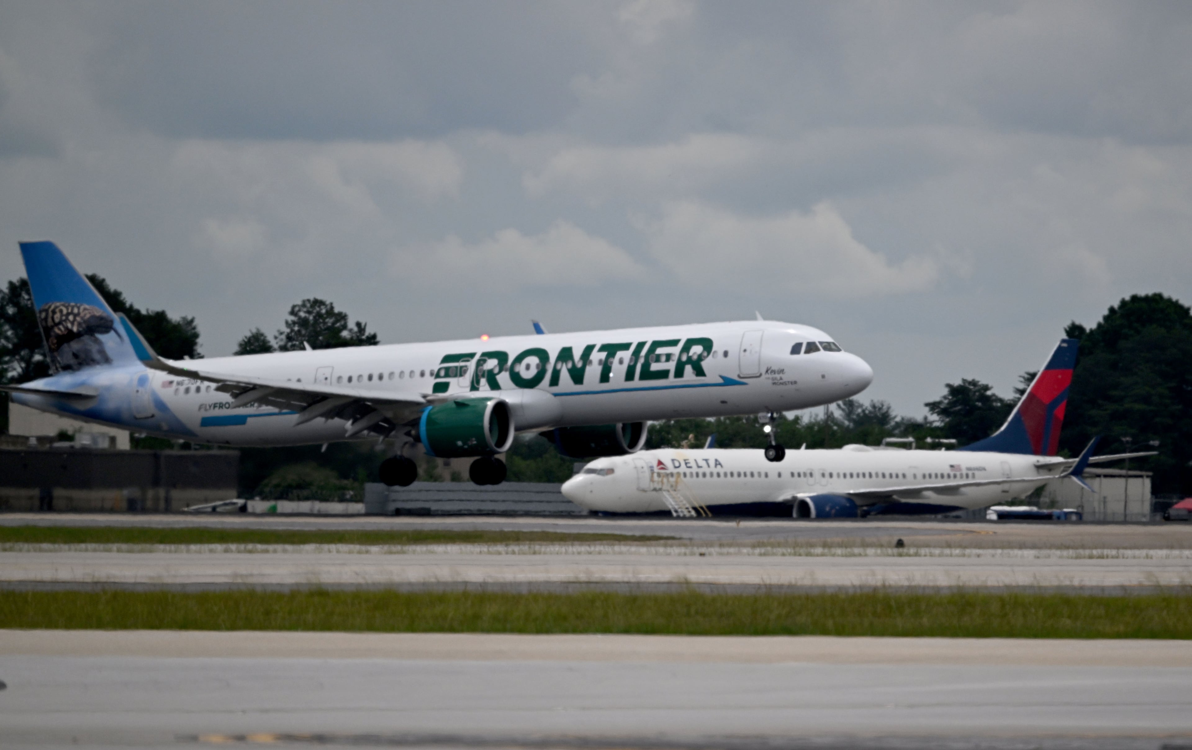 Frontier Airlines plane at Hartsfield-Jackson Atlanta International Airport on Thursday, May 28, 2026, in Atlanta. (Hyosub Shin/AJC)