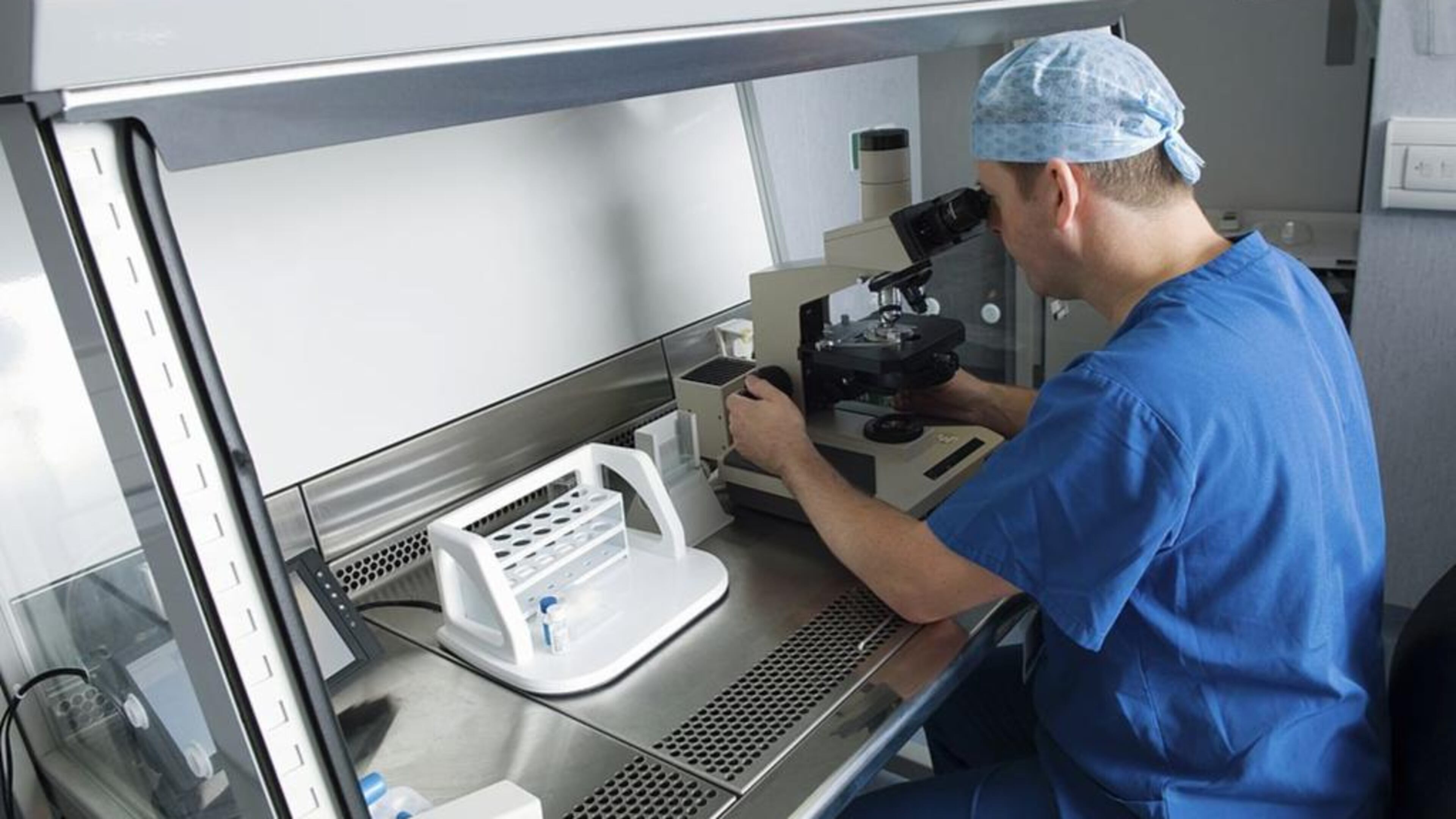 Scientists say further study is needed into a new molecule that could stop the common cold virus from replicating before a cure could become a reality.