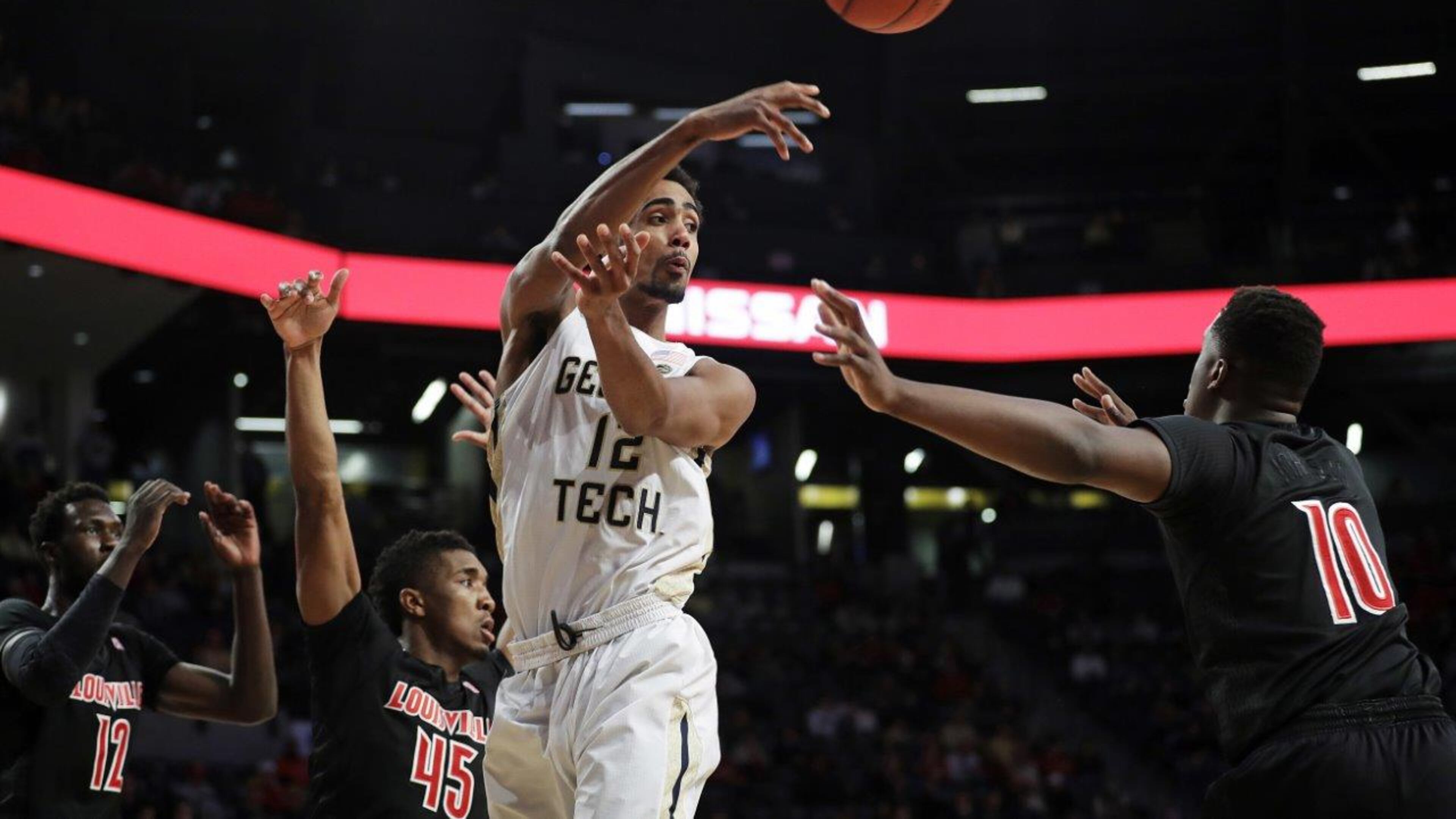 Georgia Tech forward Quinton Stephens passes out of the post against Louisville on Jan. 7, 2017 at McCamish Pavilion. (Associated Press)