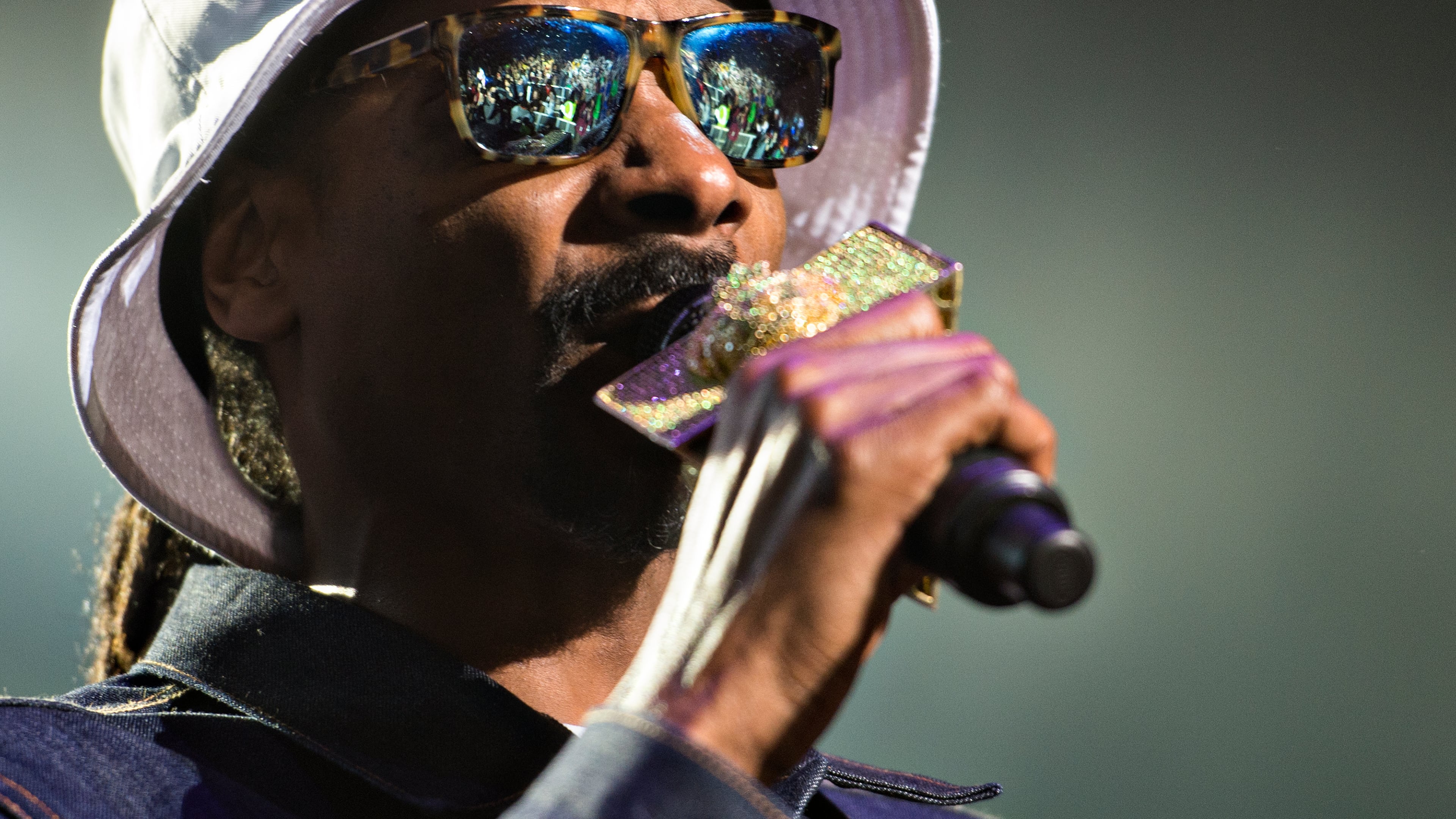 April 17, 2015 Atlanta - Snoop Dogg performs on stage during the SweetWater 420 Fest at Centennial Olympic Park in Atlanta on Friday, April 17, 2015. The first day of the three day music festival featured Snoop Dogg, Thievery Corporation, Beats Antique, Aer and Big Data. JONATHAN PHILLIPS / SPECIAL Bow wow wow, yippee yo yippie yay. JONATHAN PHILLIPS / SPECIAL