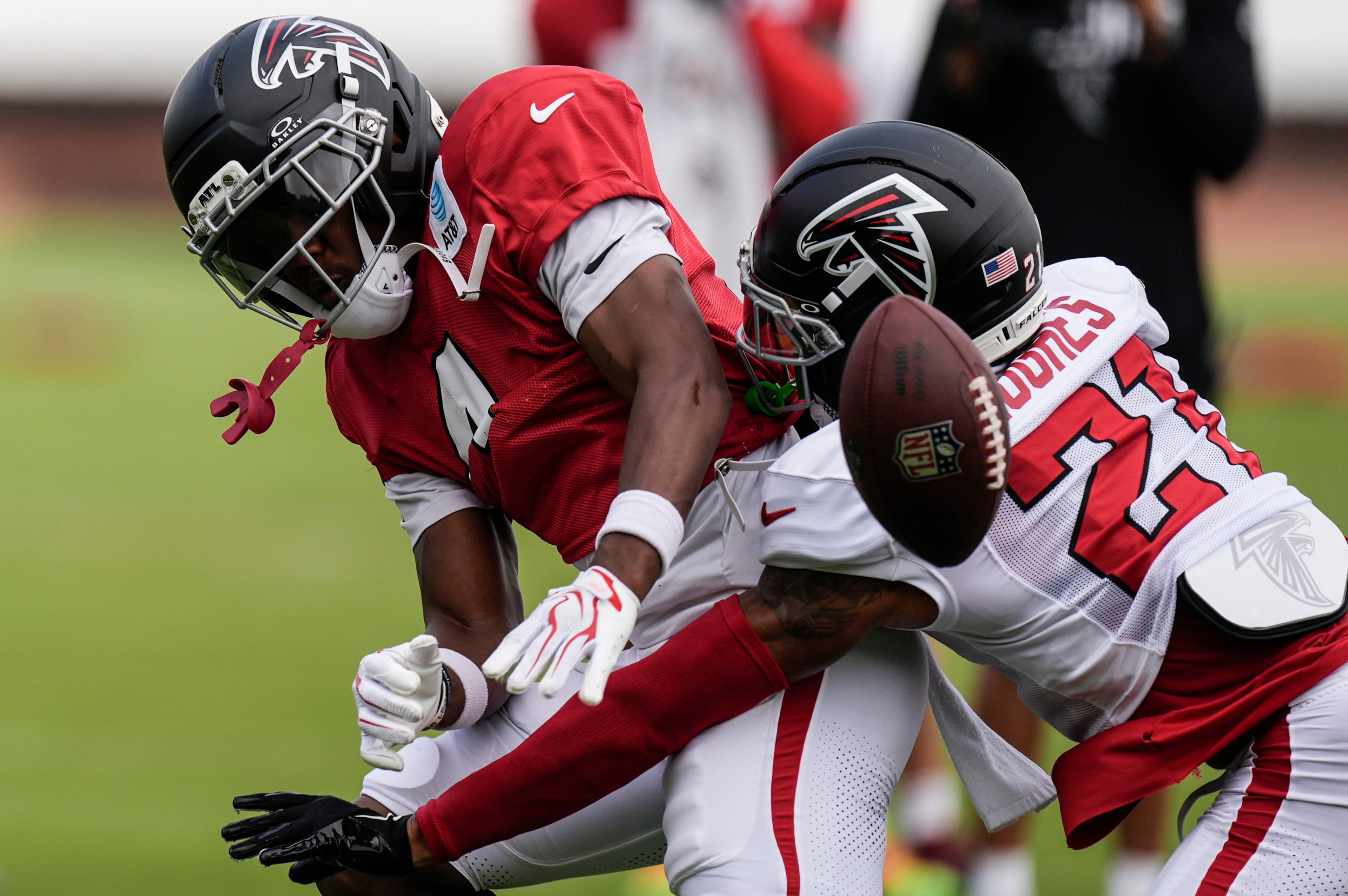 Falcons Camp Football