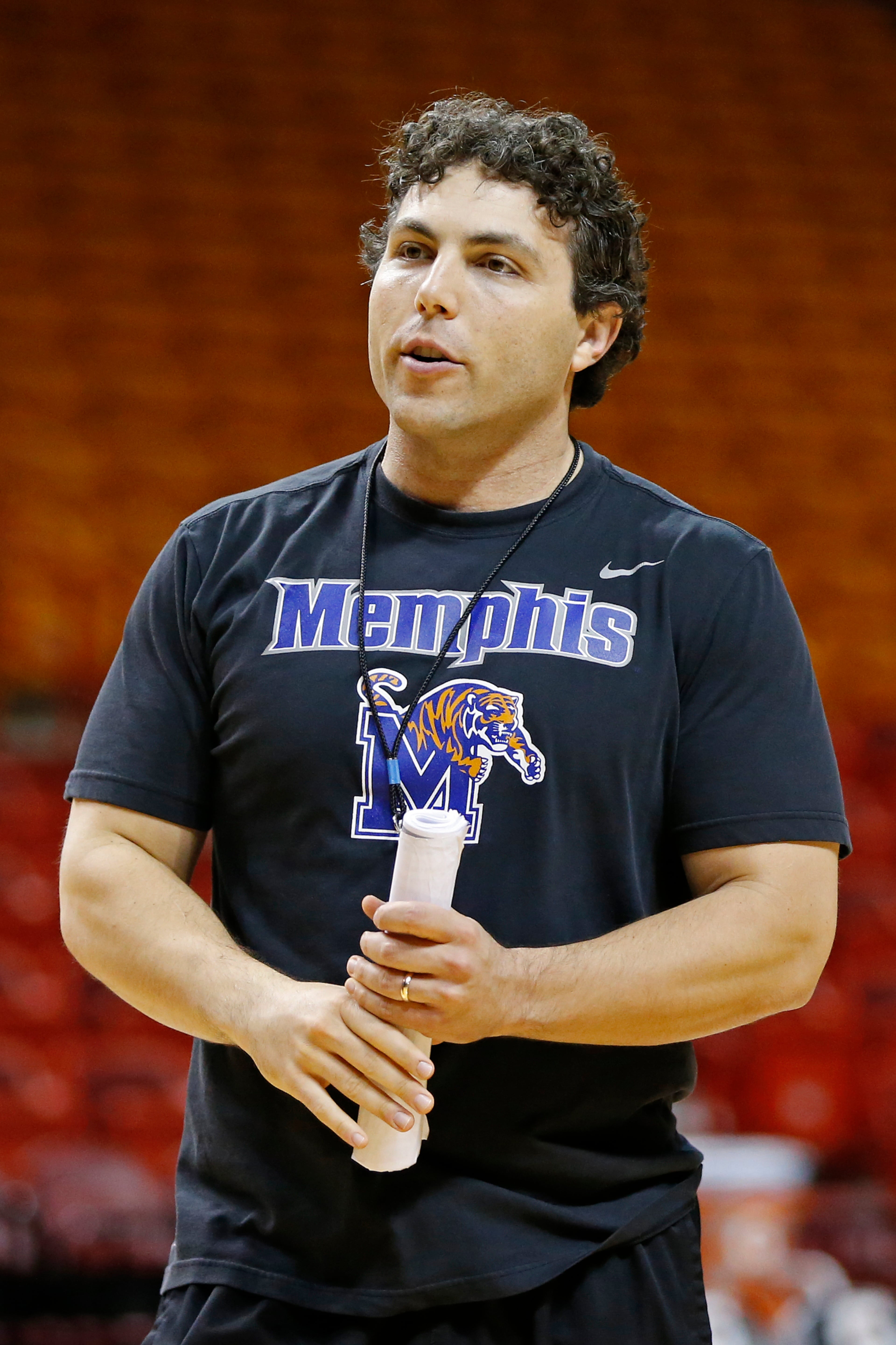 Head coach Josh Pastner of the Memphis Tigers watches his players during practice in 2015. (Photo by Joel Auerbach/Getty Images)