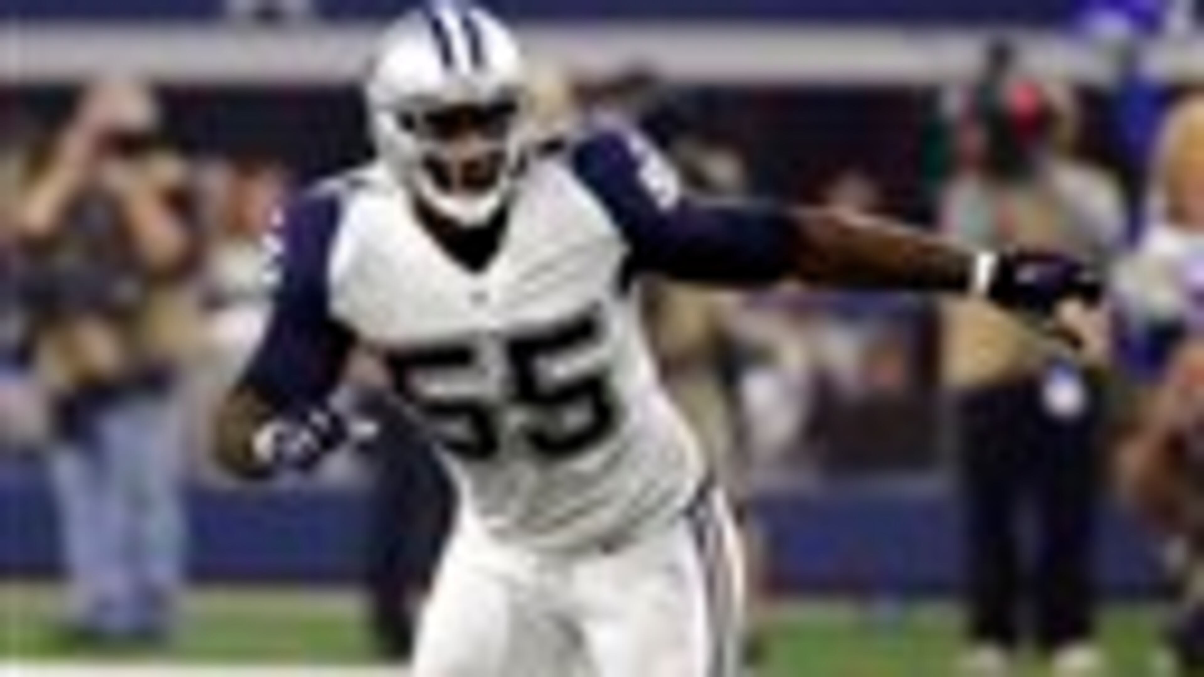 Dallas Cowboys' Rolando McClain defends against the Carolina Panthers during an NFL football game Thursday, Nov. 26, 2015, in Arlington, Texas. (AP Photo/Roger Steinman)