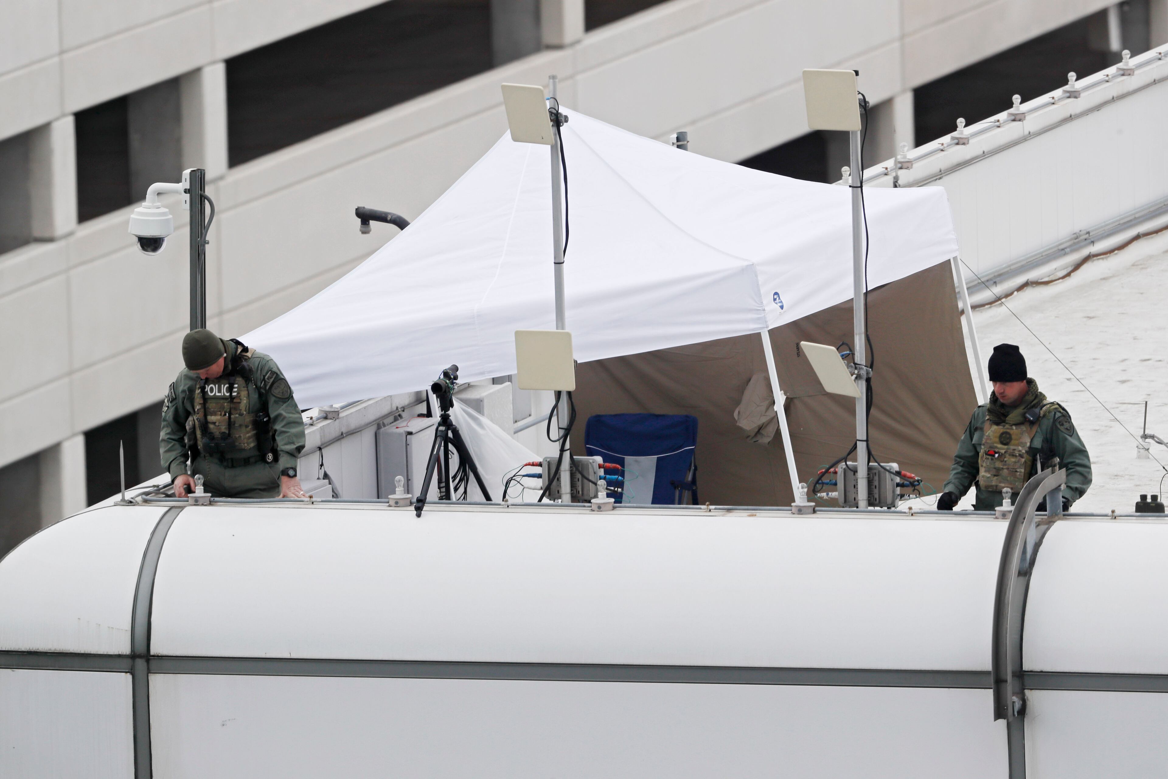 Feb. 4, 2017 - Houston - A heavy police and security presence is visible around the Houston Convention Center, including police on rooftops. Activity around the NFL Experience and the George R. Brown Convention Center on Saturday Feb. 4, 2017, in Houston. BOB ANDRES /BANDRES@AJC.COM