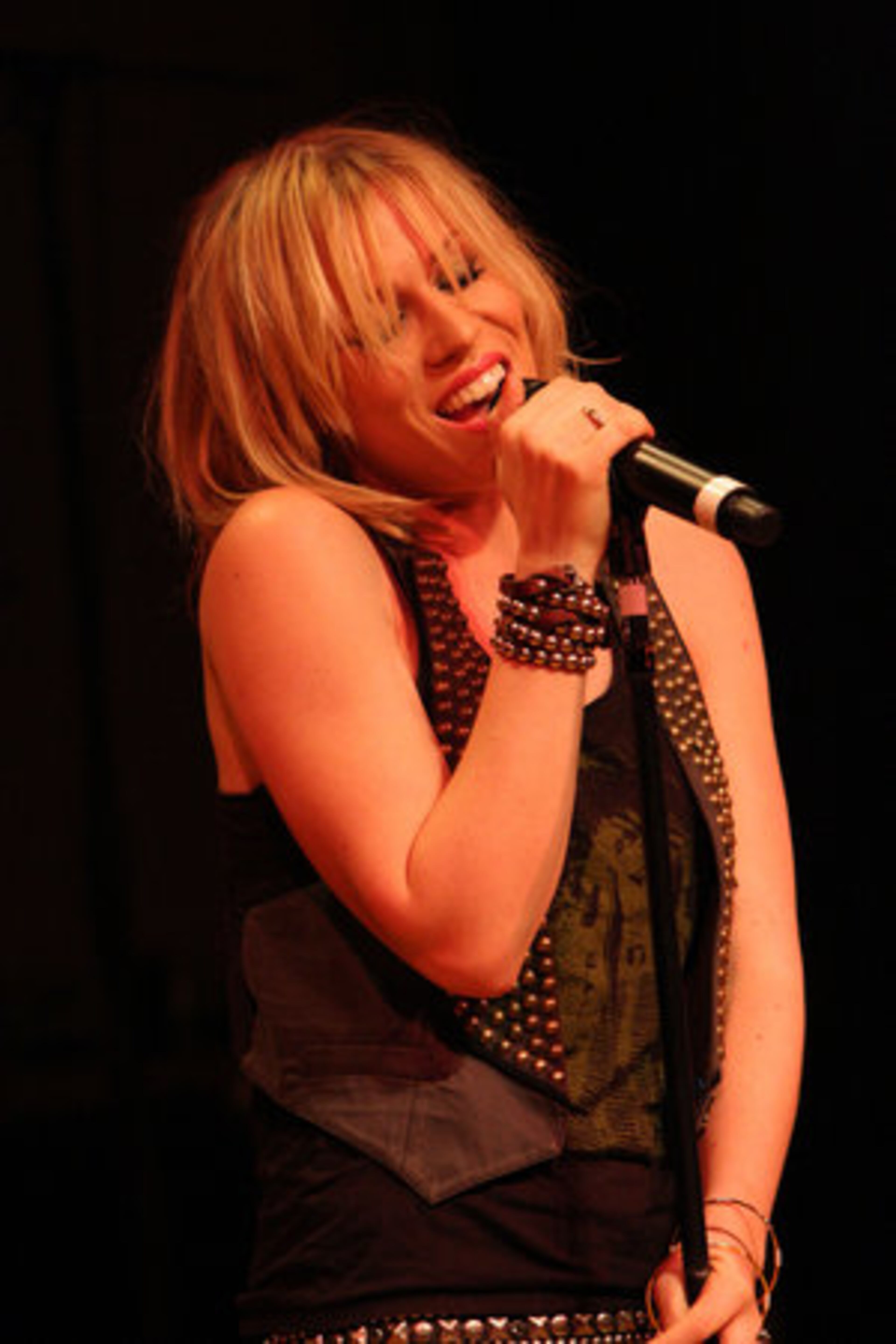 British pop singer-songwriter Natasha Bedingfield showed why she's sold 6.5 million albums worldwide when she sang to a sold-out crowd at the Variety Playhouse in May. She returns to Atlanta on Sunday, July 13, as part of the Sunday Rocks! series at Six Flags.