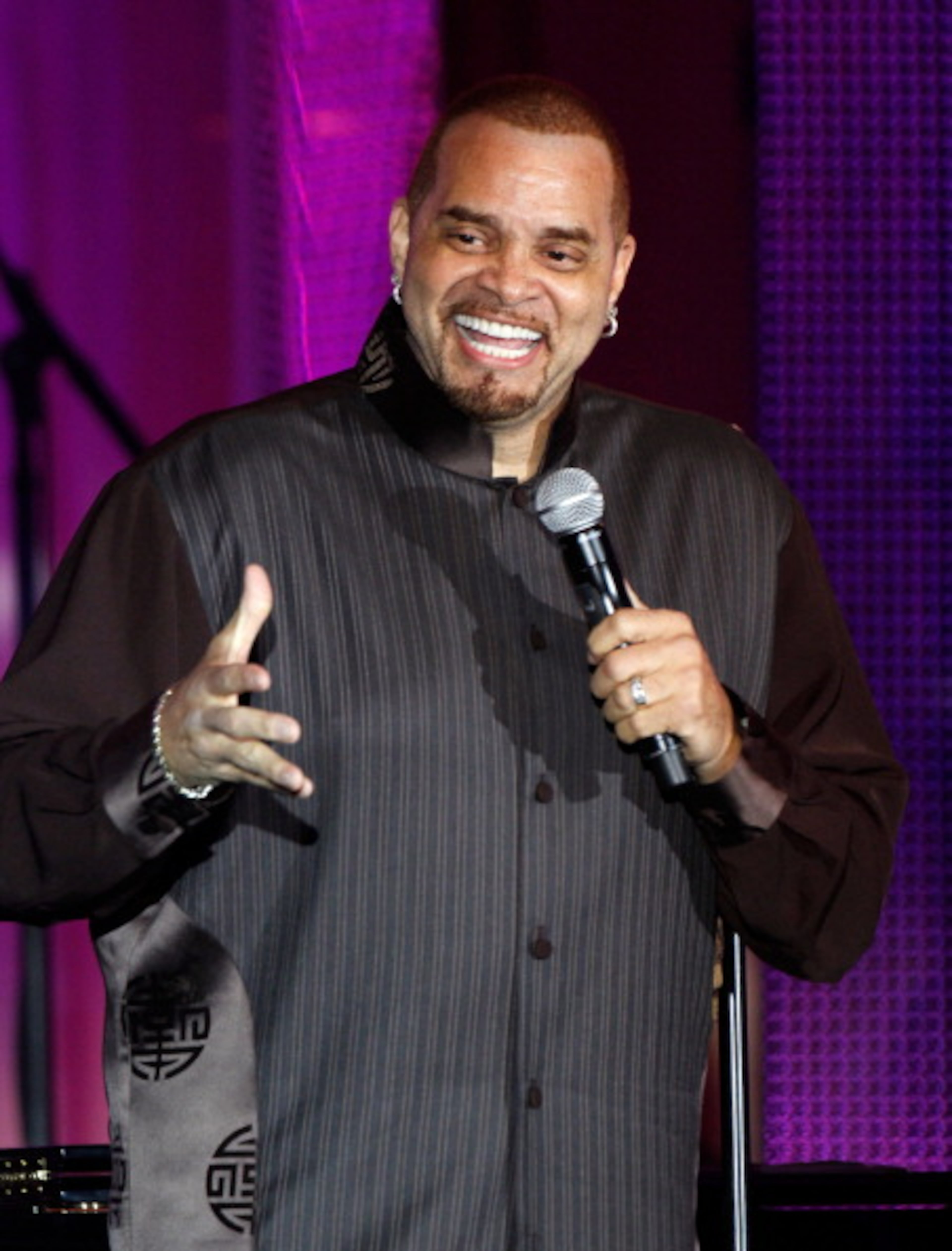 PHOENIX, AZ - MARCH 24: Comedian Sinbad performs onstage during Muhammad Ali's Celebrity Fight Night XVIII held at JW Marriott Desert Ridge Resort & Spa on March 24, 2012 in Phoenix, Arizona. (Photo by Mike Moore/Getty Images for CFN)
