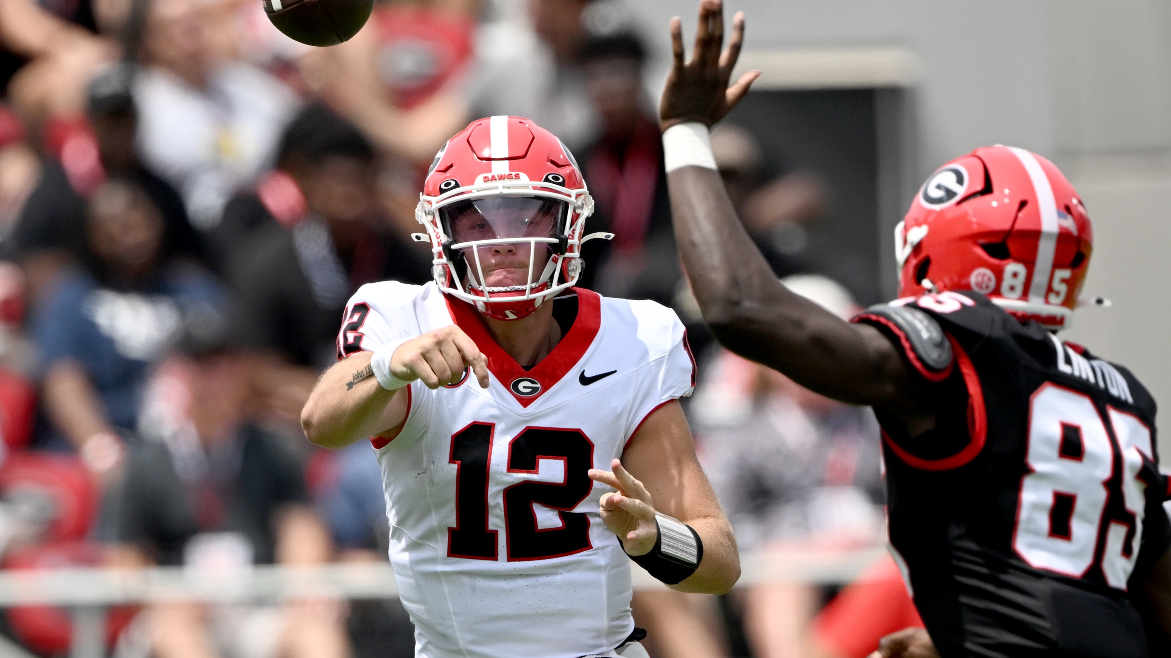 Georgia quarterback Ryan Puglisi gets off a pass during 2026 G-Day spring football game at Sanford Stadium, Saturday, April 18, 2026, in Athens. (Hyosub Shin/AJC)