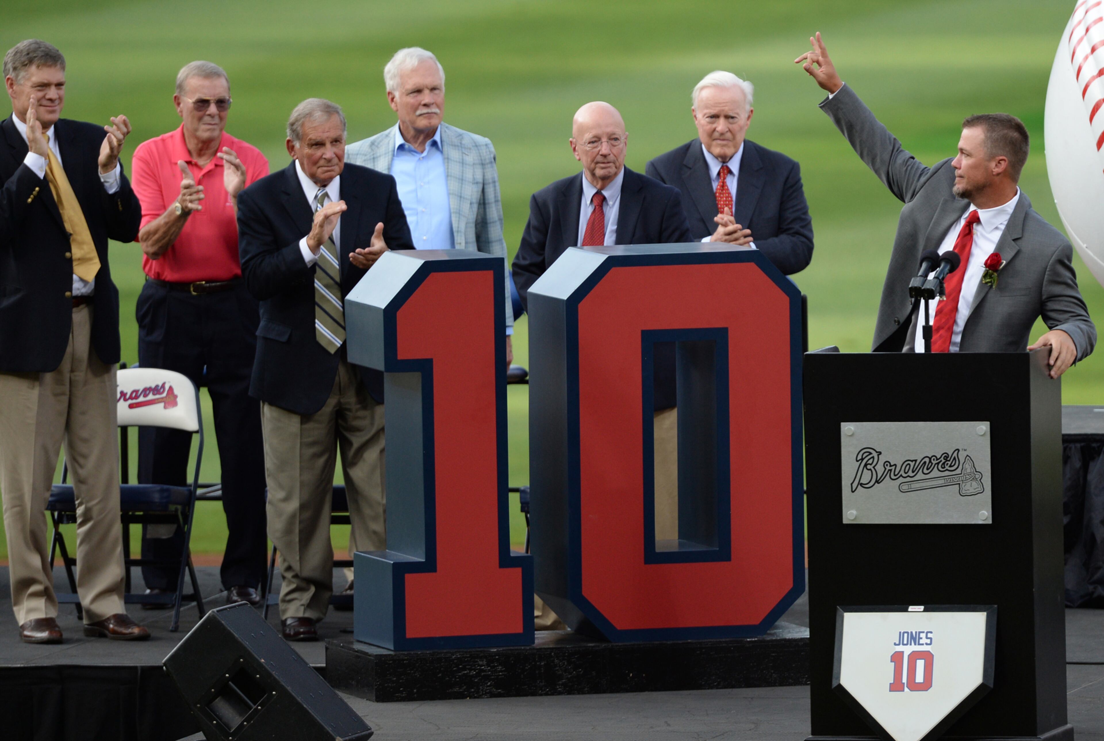 Van Wieren (fifth from left) was on hand for Chipper Jones's number retirement.