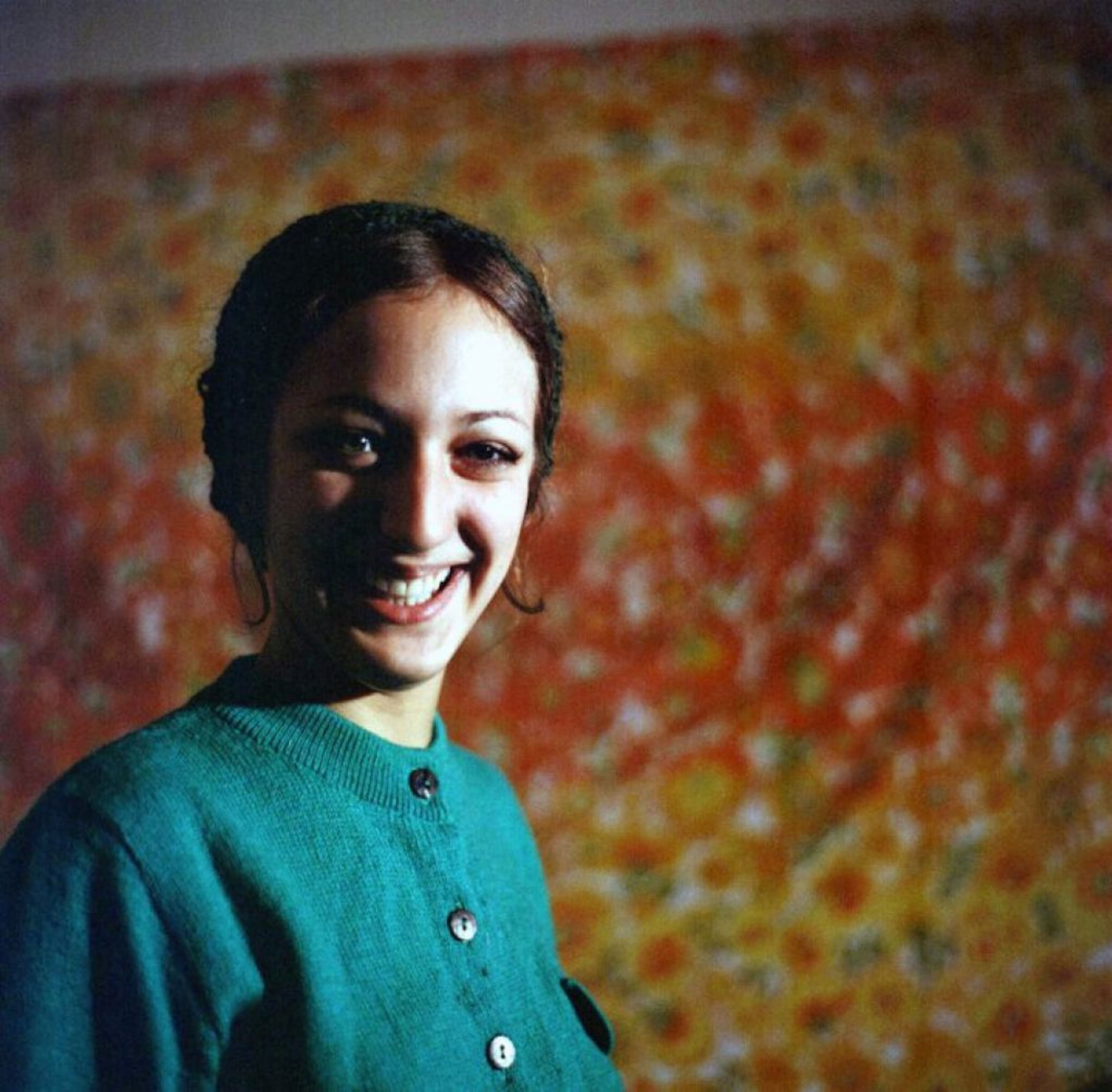 A man convicted of killing seven people between 1971 and 1979 had more than 1,000 photographs in a Seattle storage locker. In 2010, police released dozens of the photos and 21 of them were identified. But if you recognize anyone in these images, e-mail Det. Patrick Ellis with the Huntington Beach Police Department at pellis@hbpd.org. The killer, Rodney Alcala, is awaiting execution in California, where he was convicted of murdering four young women and a 12-year-old girl in 2010. (PHOTO: Huntington Beach Police Department via seattlepi.com/San Antonio Express News)