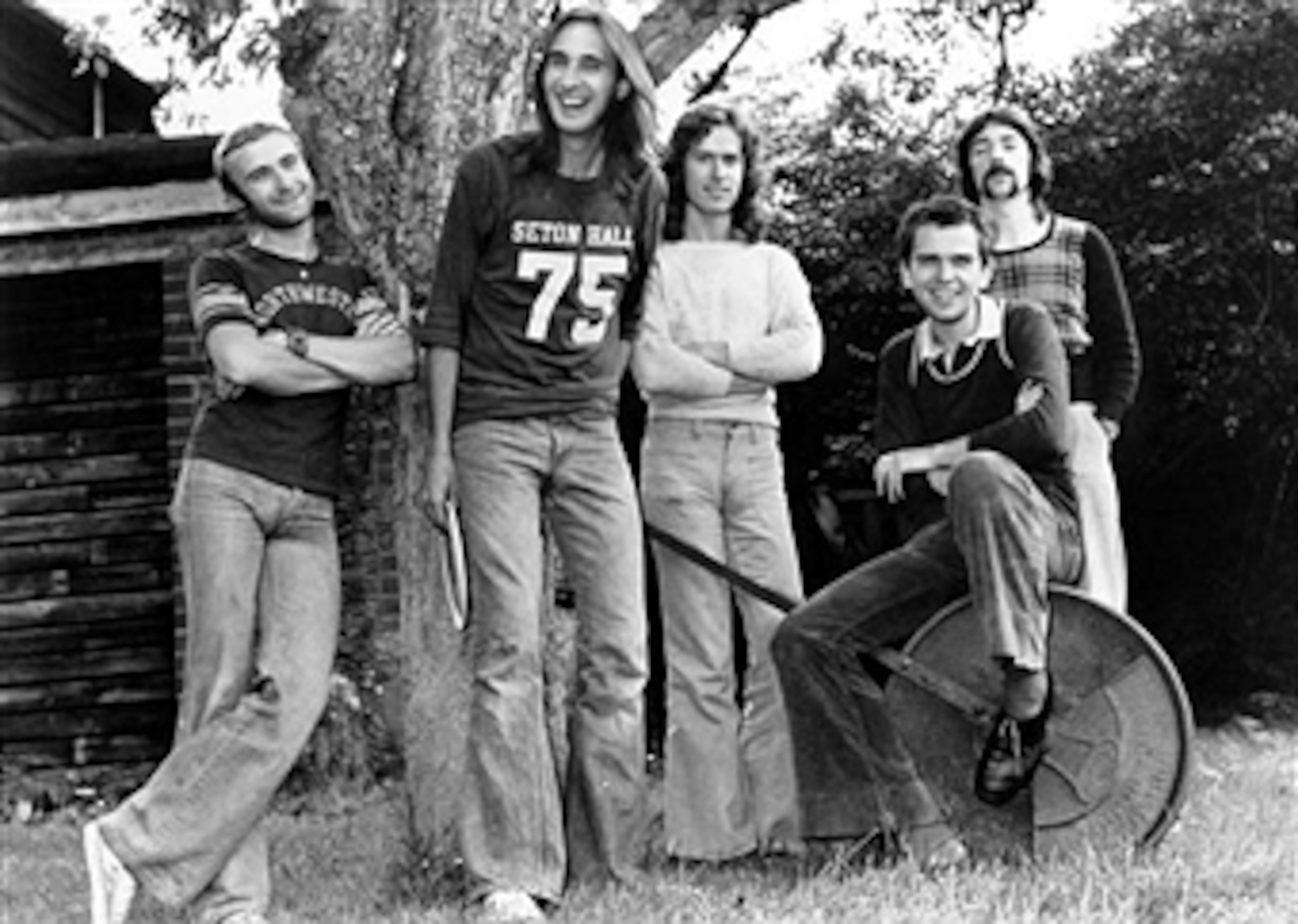 1972: (L-R) Drummer Phil Collins, guitarist Mike Rutherford, keyboard and guitarist Tony Banks, singer Peter Gabriel, and drummer Steve Hackett of the progressive-rock group 'Genesis'pose for a portrait in 1972. (Photo by Michael Ochs Archives/Getty Images)