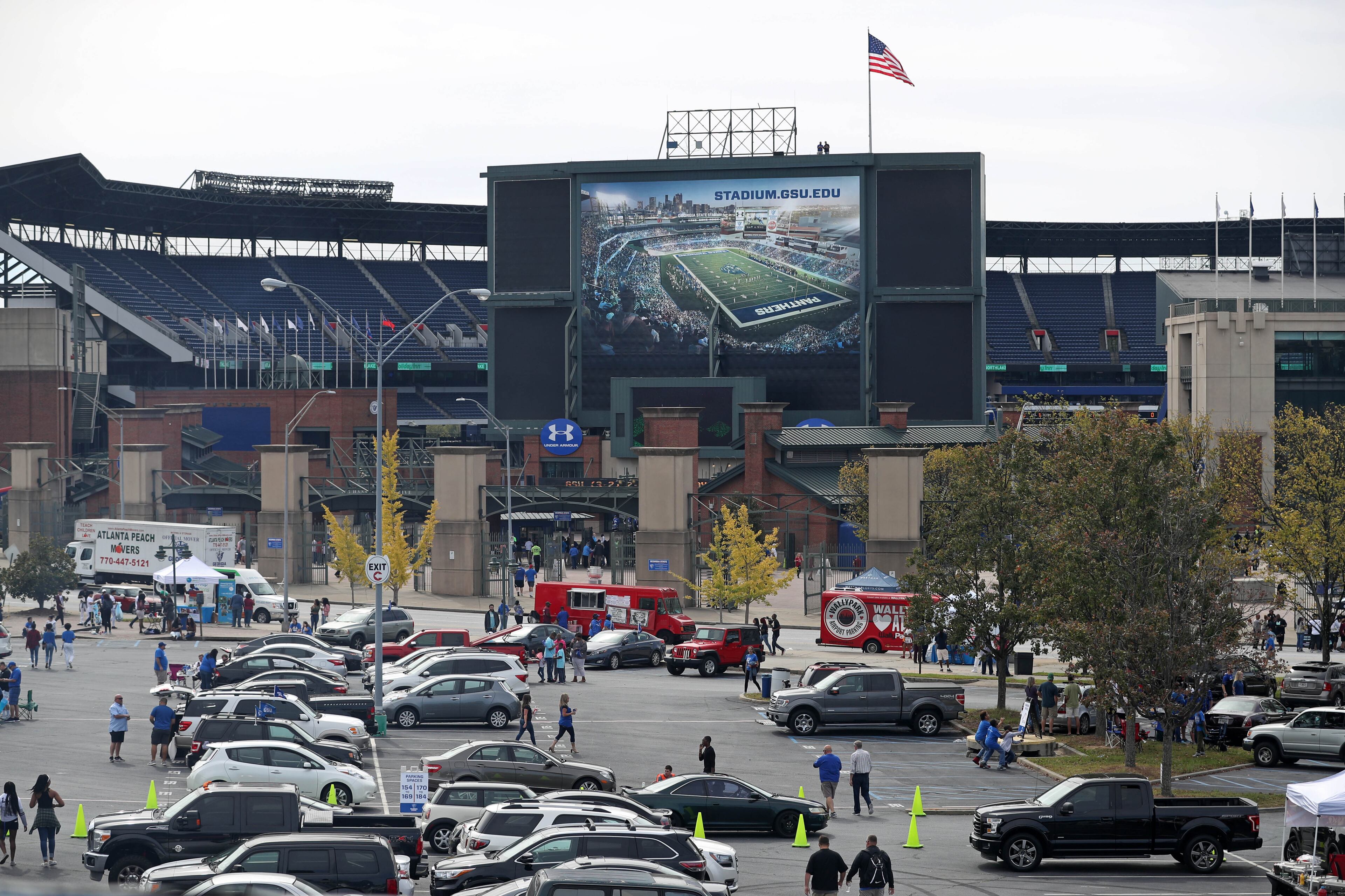 October 21, 2017 - Atlanta, Ga: Georgia State fans tailgate before Georgia State's game against Troy at GSU Stadium Saturday, October 21, 2017, in Atlanta.. PHOTO / JASON GETZ
