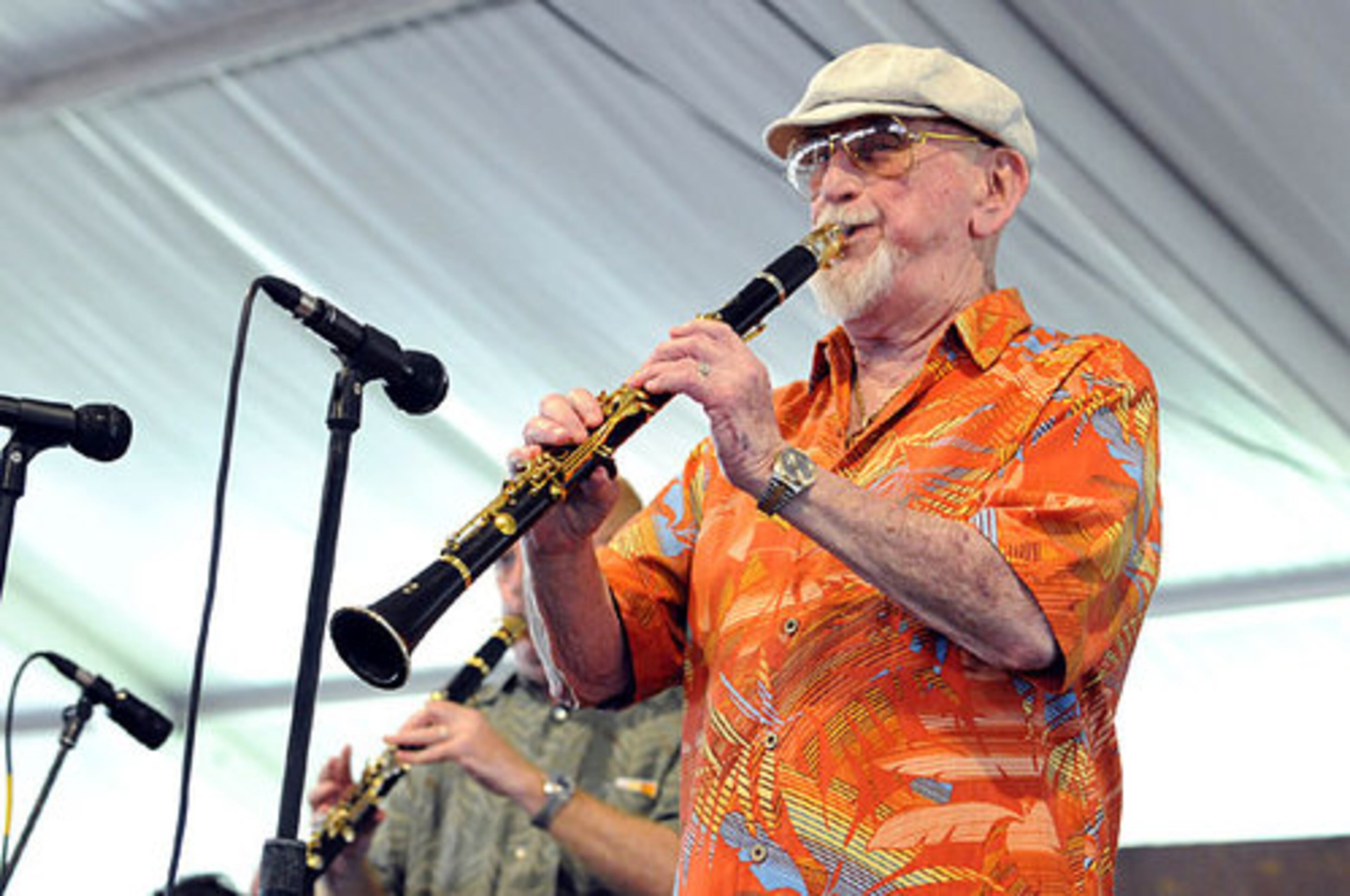 Holding up the traditional side was a festival fixure, clarinetist Pete Fountain.