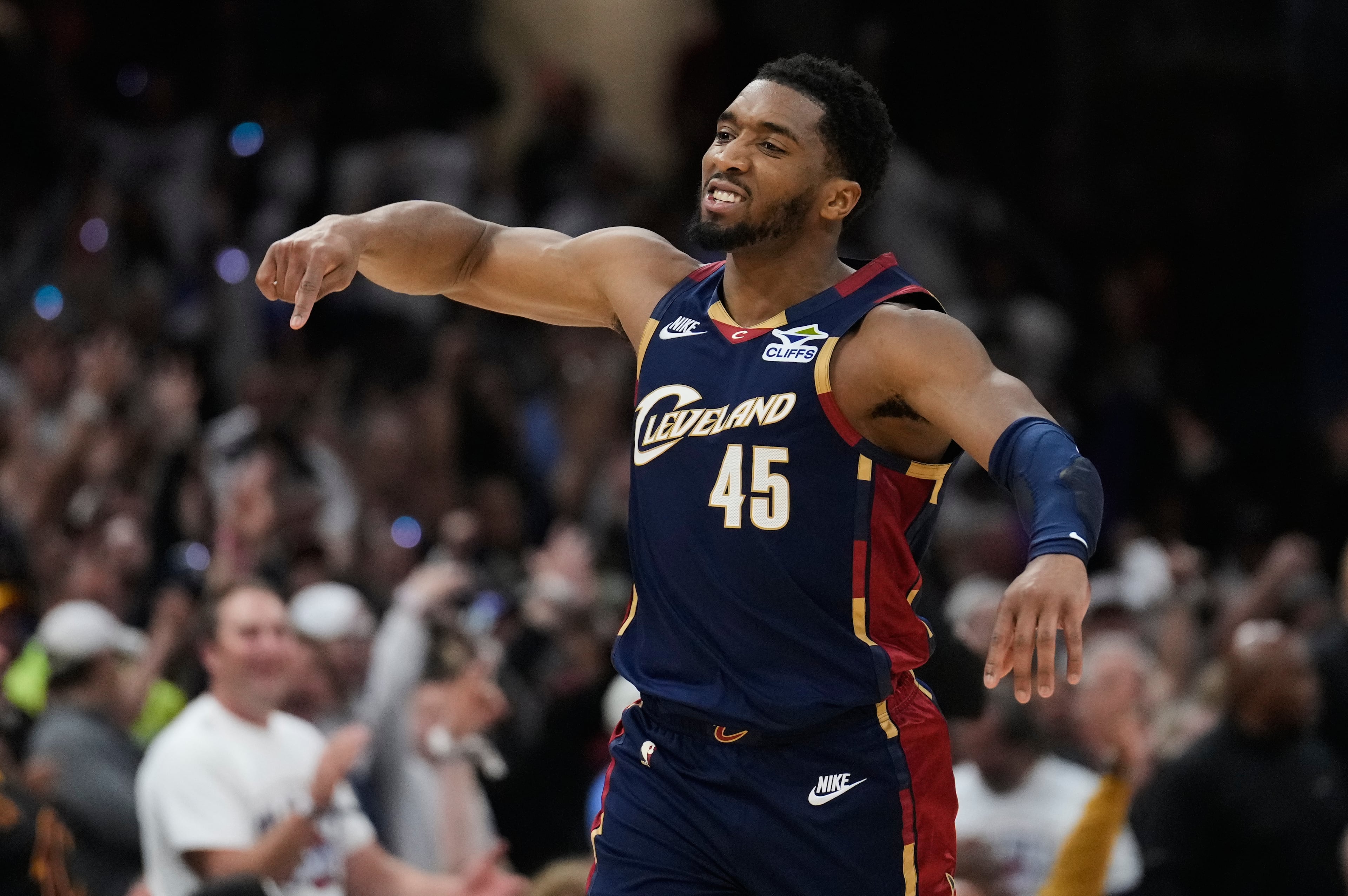 APTOPIX Pistons Cavaliers Basketball