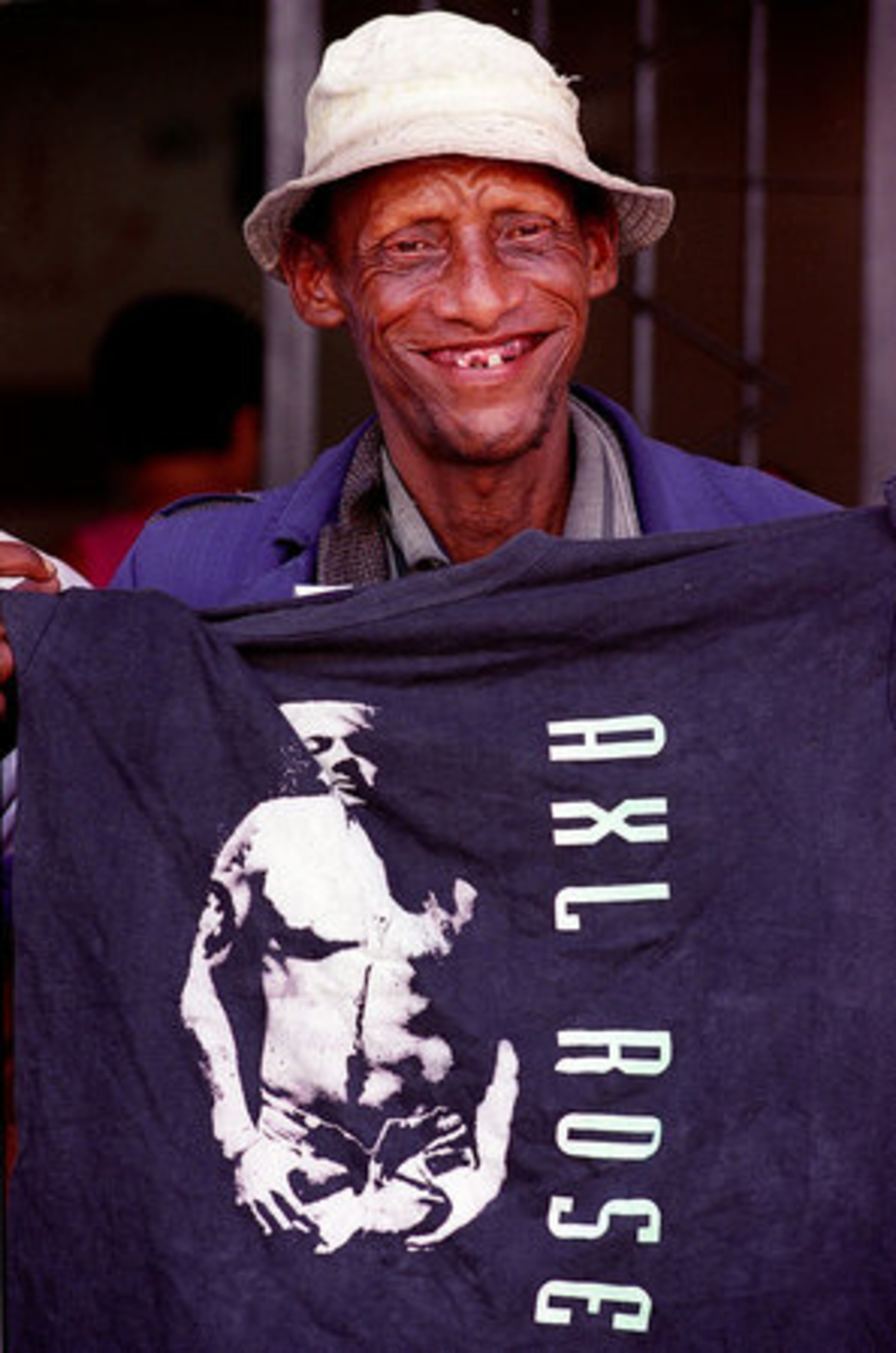 Cubans love just about everything American and try to sell many of the items at the Mercado Centro, or Central Market.