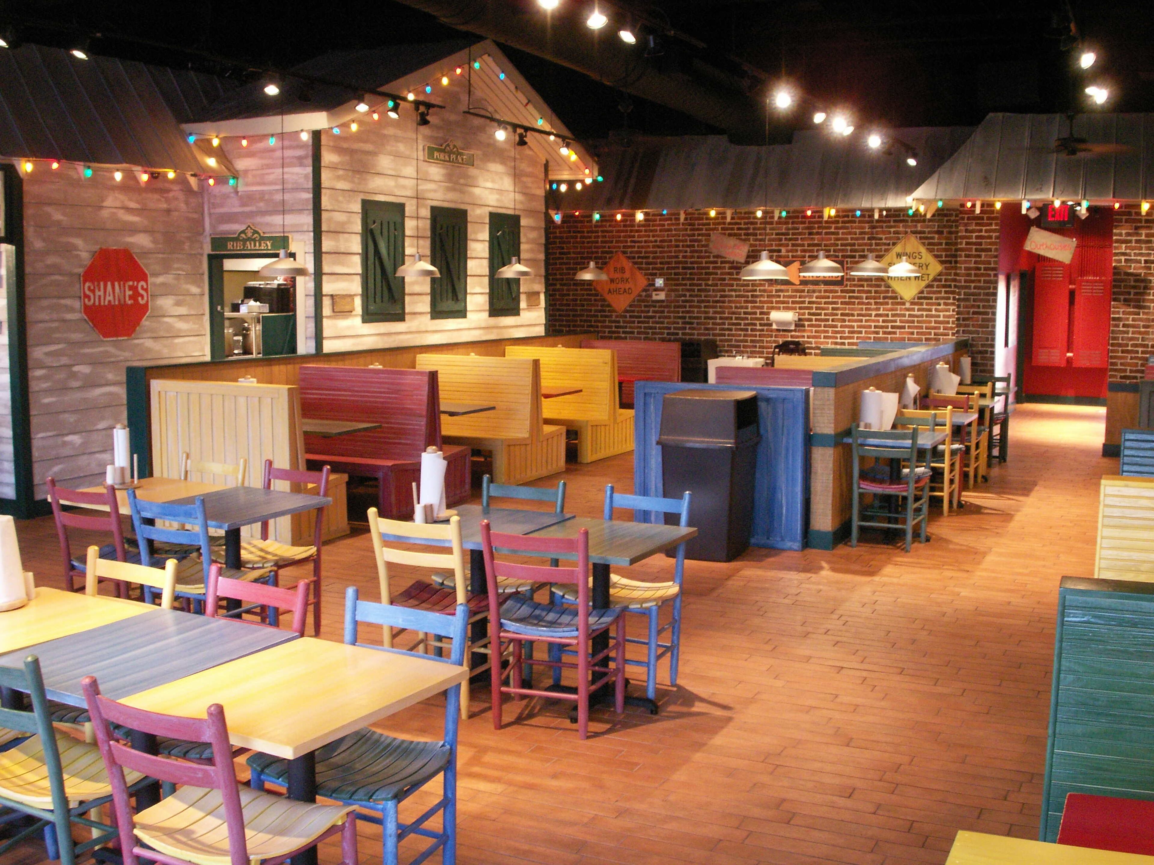 Total U.S. unit count: 71 (67 franchised); franchise fee: $30,000; total start -up costs; $386,000–$558,000; royalty: 5% of net sales; renewal fee: $15,000; marketing fee: 2% of net sales. (Source: QSR magazine)