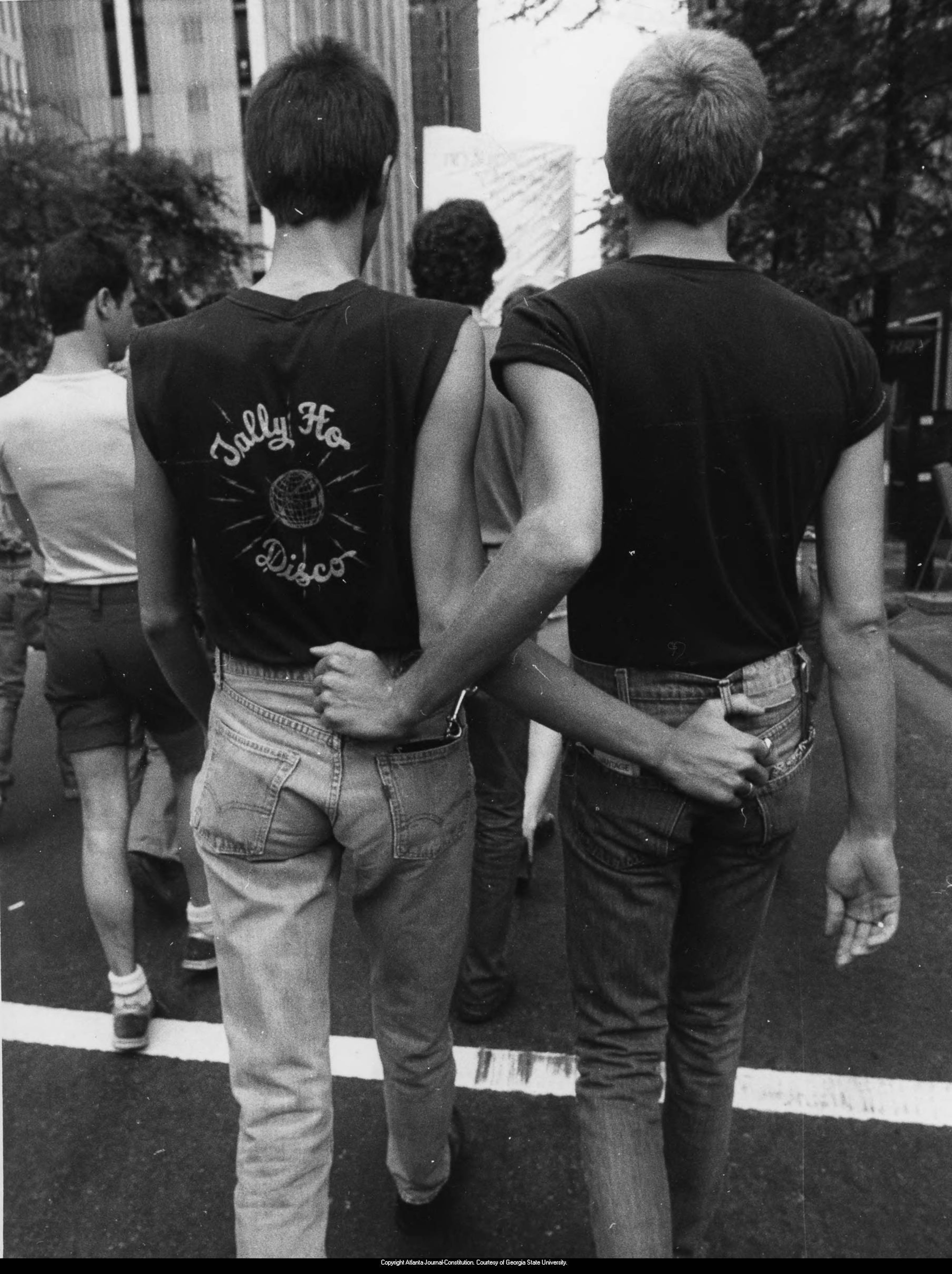 Unidentified marchers at a rally for gay rights in Atlanta, Georgia, on June 19, 1980. PHOTO BY KENNETH WALKER / AJC ARCHIVES