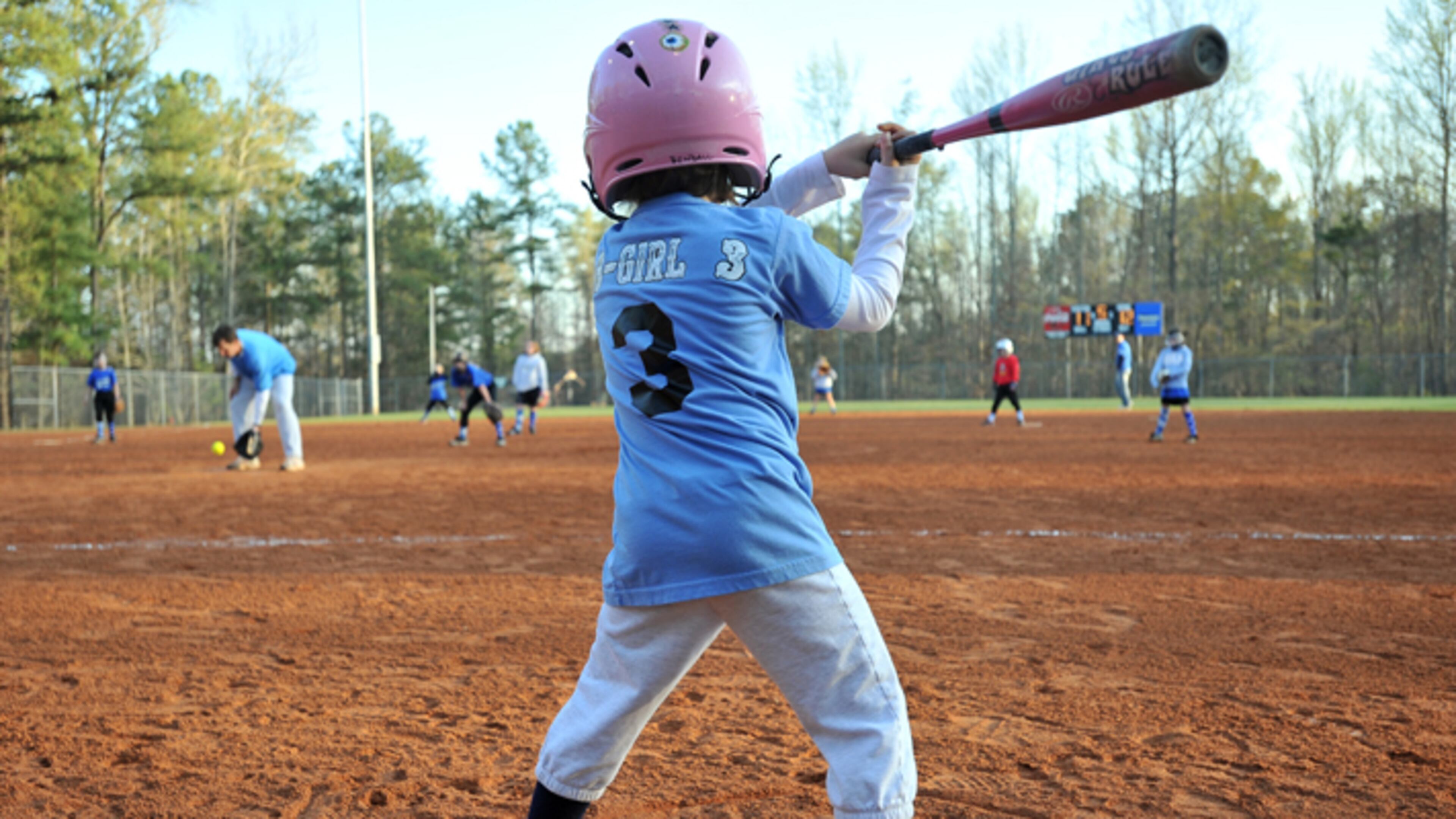 Johns Creek has awarded a $644,422 contract to install artificial turf on baseball infields at Ocee Park. AJC FILE