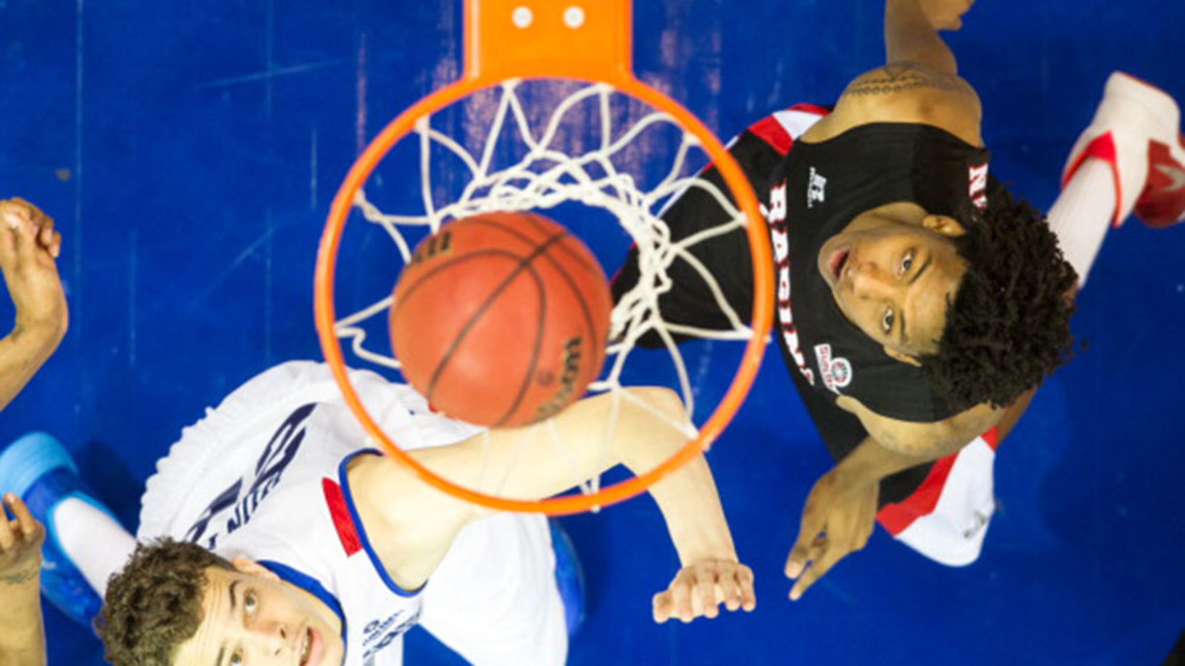 The Georgia State Panthers reutrn Sun Belt Conference player of the year R.J. Hunter (left).