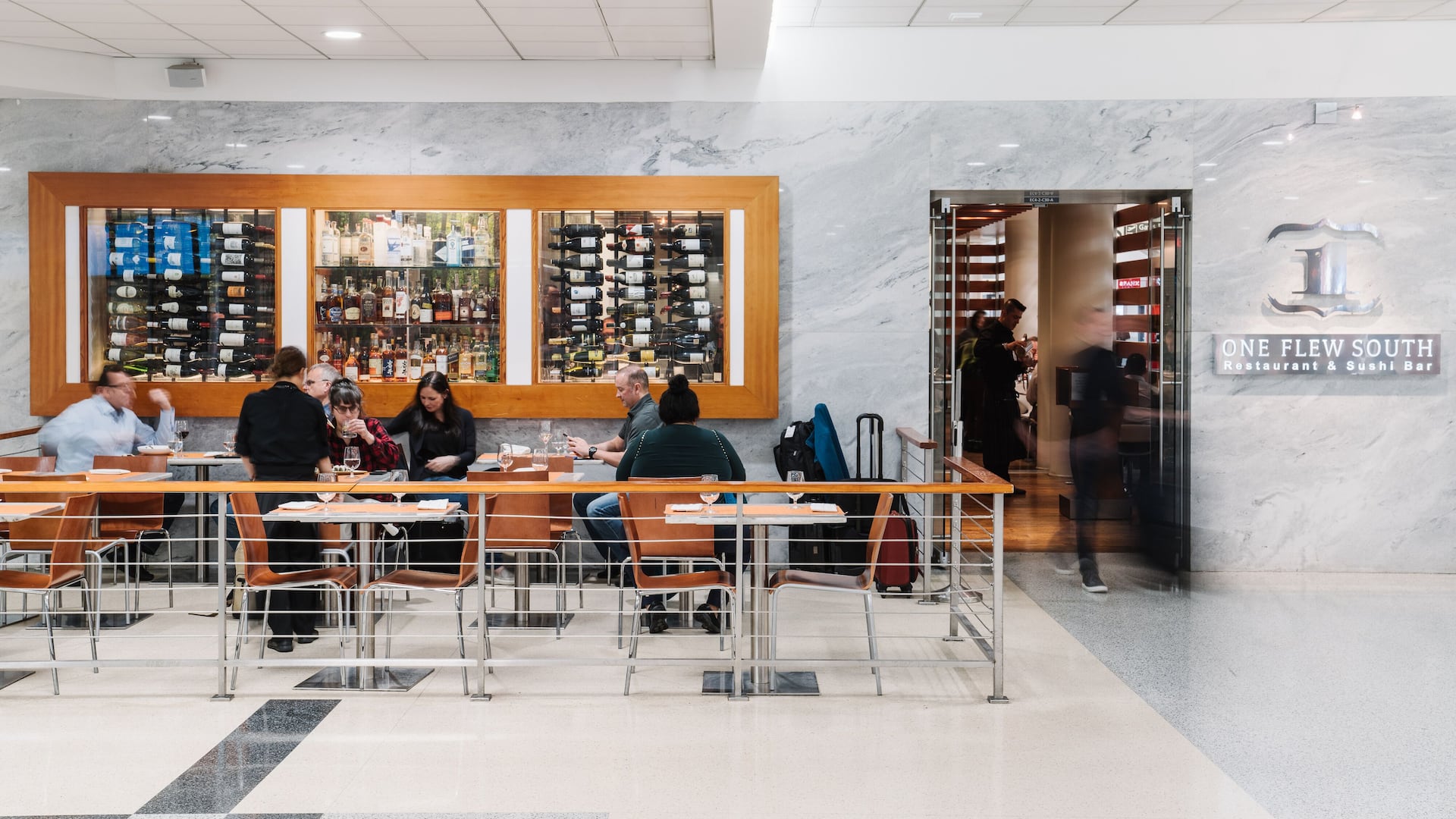 Holiday travel: Best places to eat and drink at Hartsfield-Jackson ...