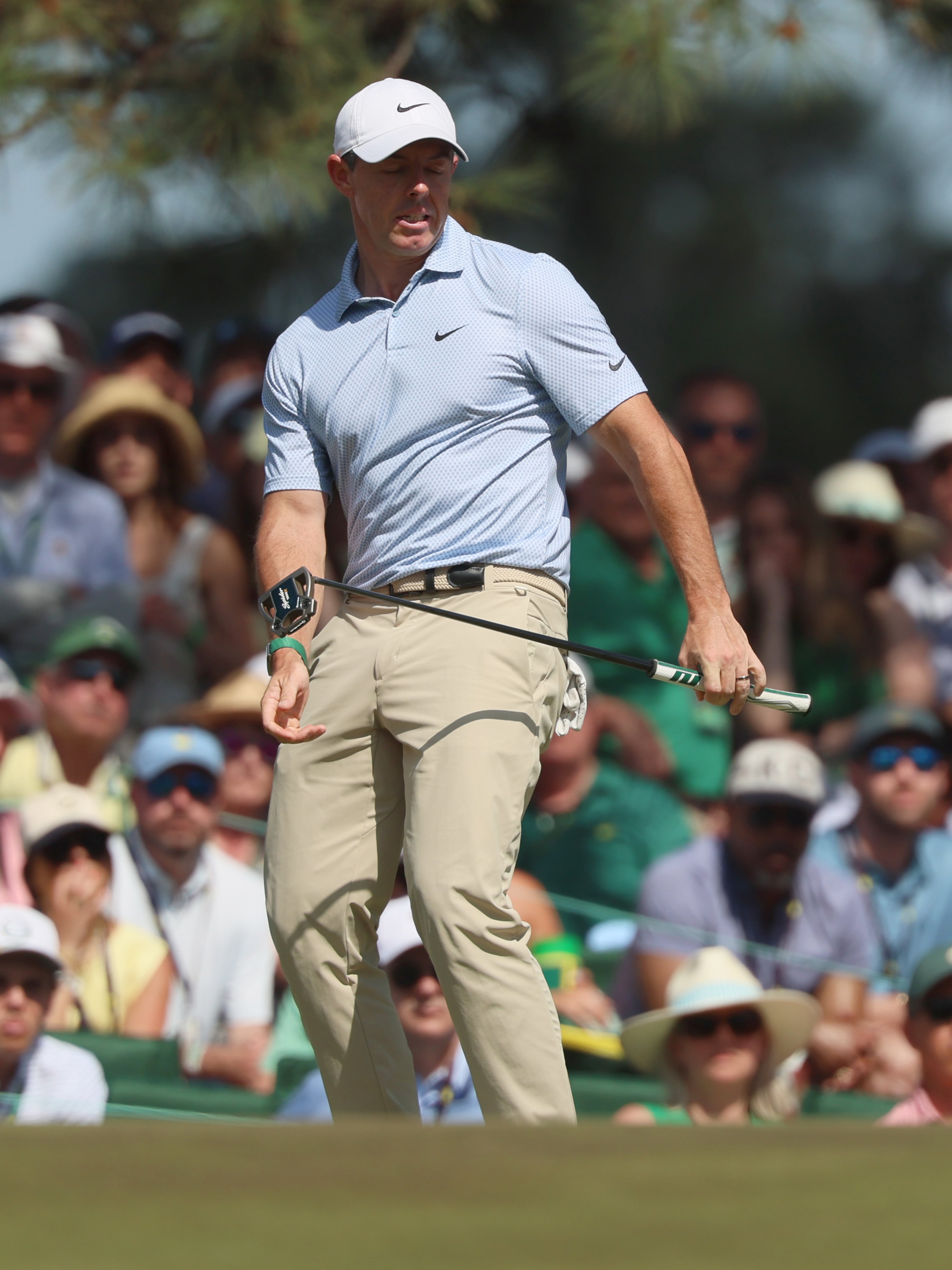 Rory McIlroy reacts to missing putt on sixth green during final round of the Masters, at Augusta National Golf Club, Sunday, April 12, 2026, in Augusta, GA (Jason Getz/AJC)