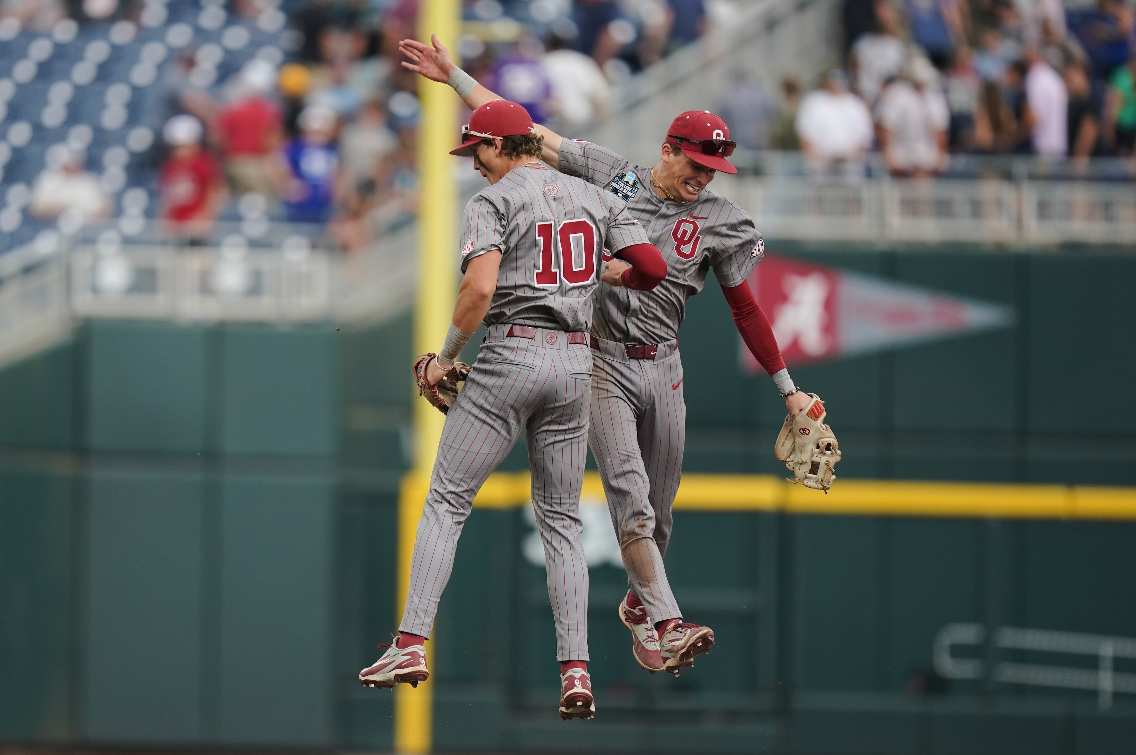 CWS Oklahoma Alabama Baseball