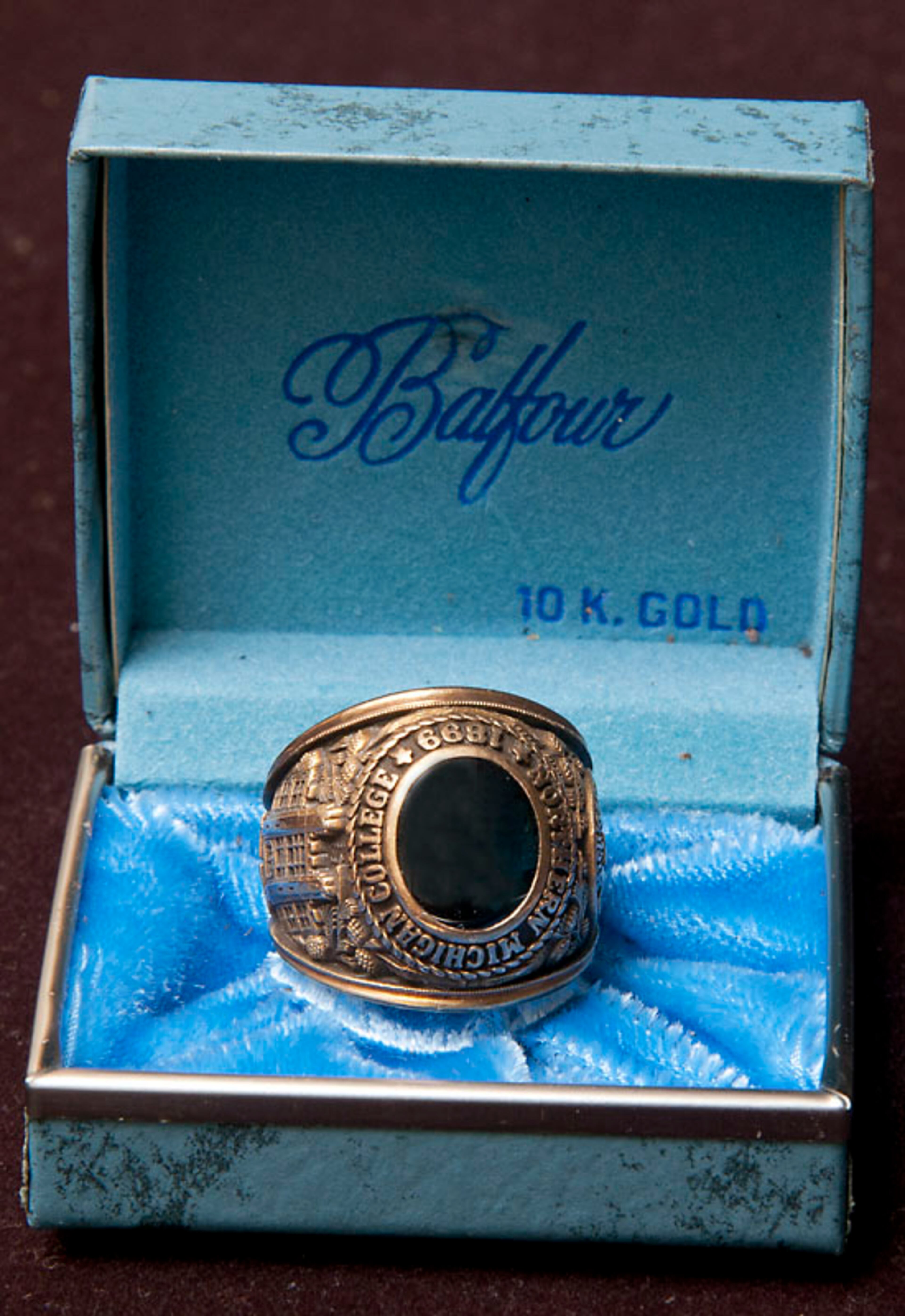 Jerry Glanville's class ring from his playing days as a linebacker at Northern Michigan (1961–1964) is available for purchase. Donna Davis Estate Sales in Dawsonville is handling the sale, which is open to the public from May 15 to May 17.