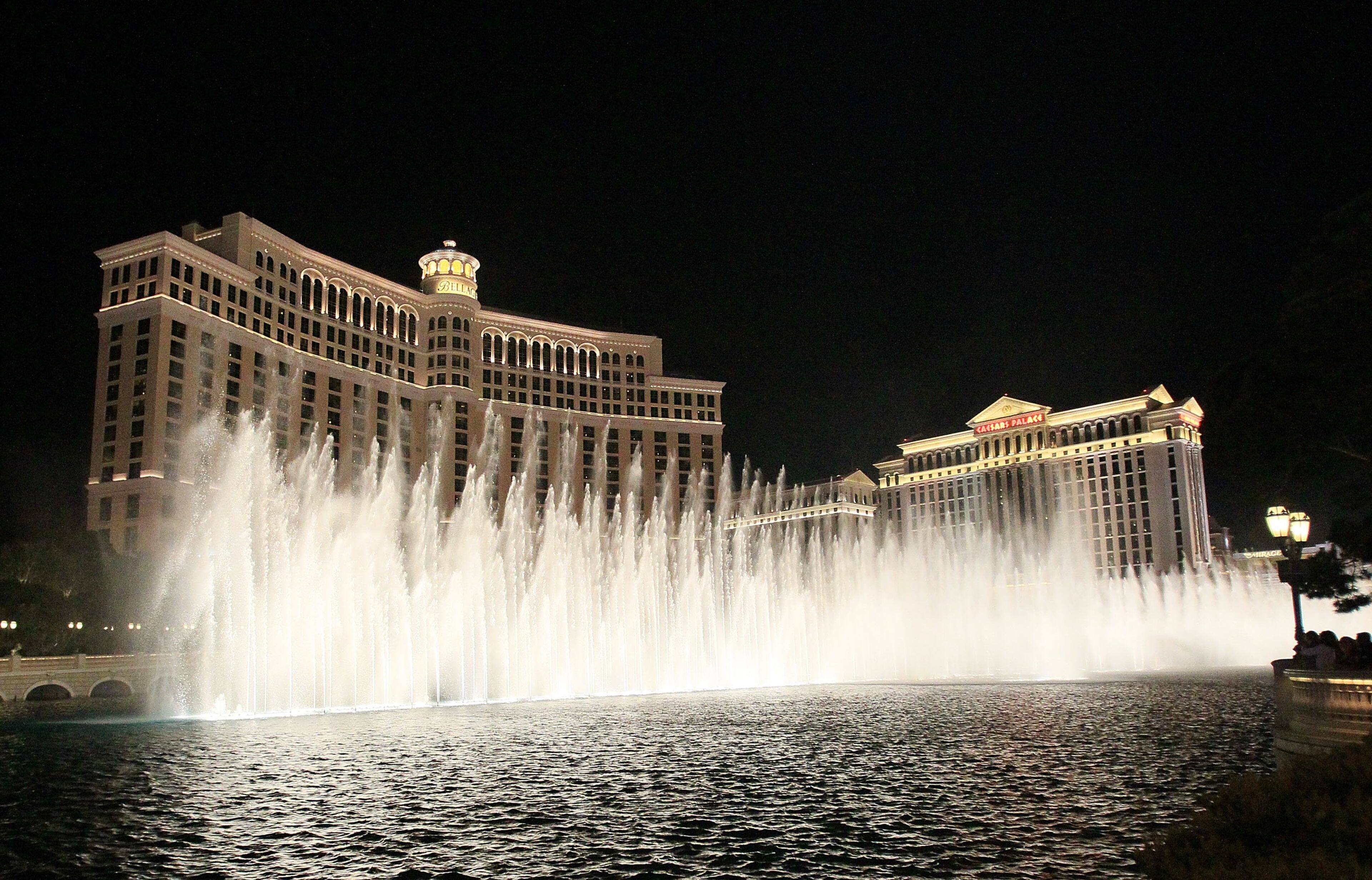 A general view of the show outside of the Bellagio Resort & Casino on March 24, 2010 in Las Vegas, Nevada. (Photo by Bruce Bennett/Getty Images)