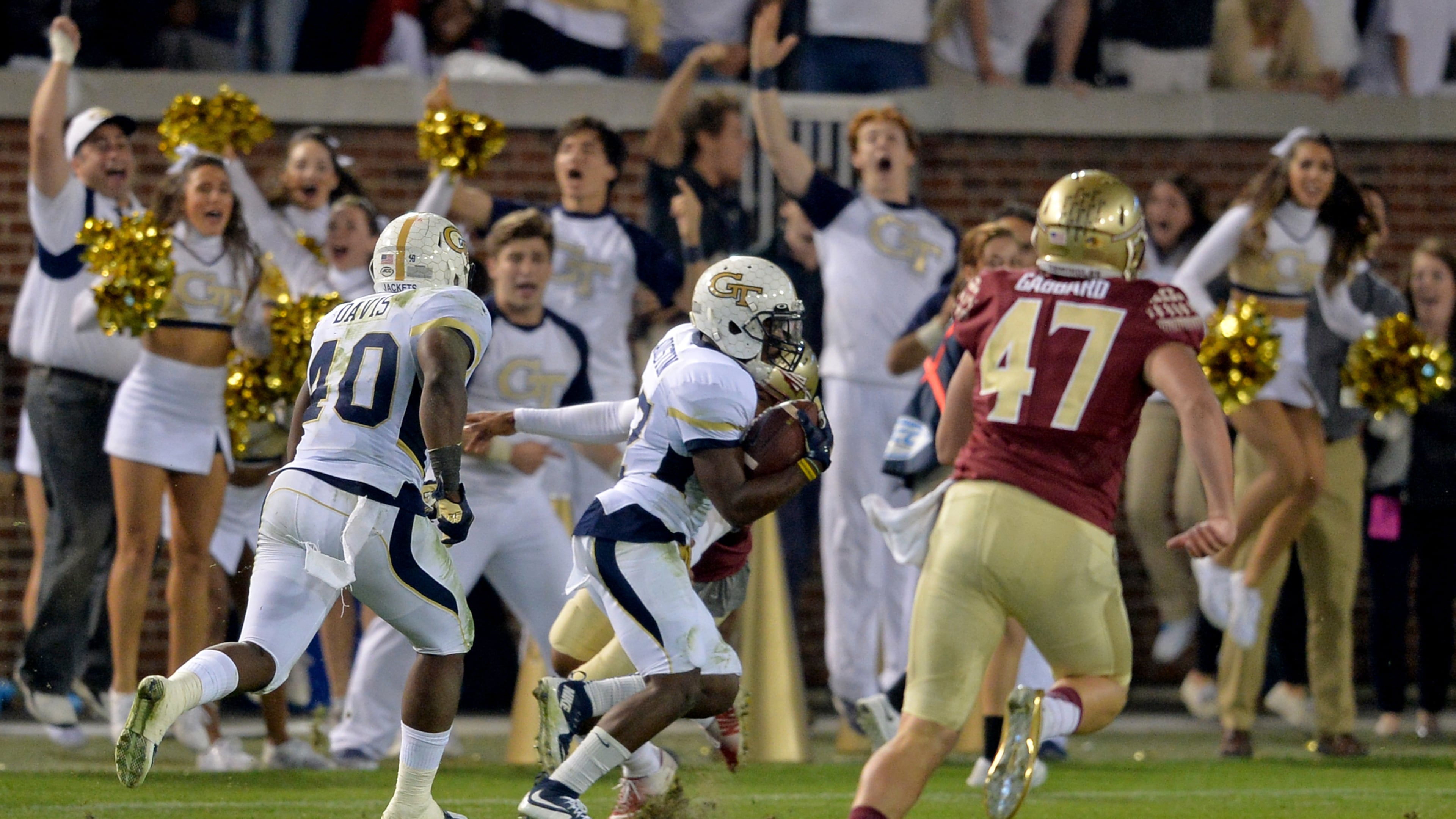 October 24, 2015 Atlanta: Georgia Tech Yellow Jackets defensive back Lance Austin returns a blocked field goal for a touchdown on the final play of the game to upset the Florida State Seminoles Saturday October 24, 2015. in Atlanta. BRANT SANDERLIN/BSANDERLIN@AJC.COM