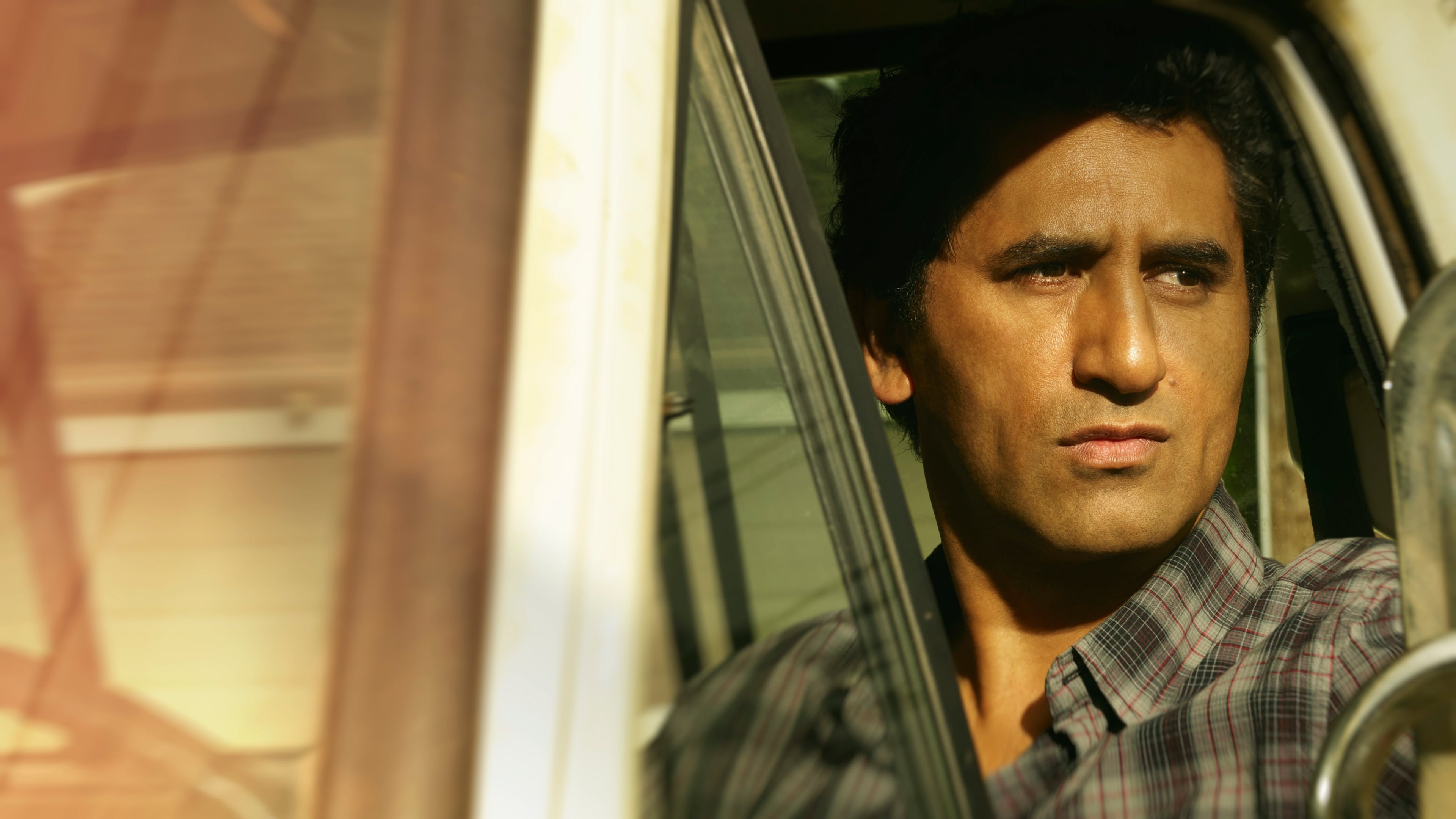 Cliff Curtis as Travis - Fear the Walking Dead _ Season 1, Gallery - Photo Credit: Frank Ockenfels 3/AMC