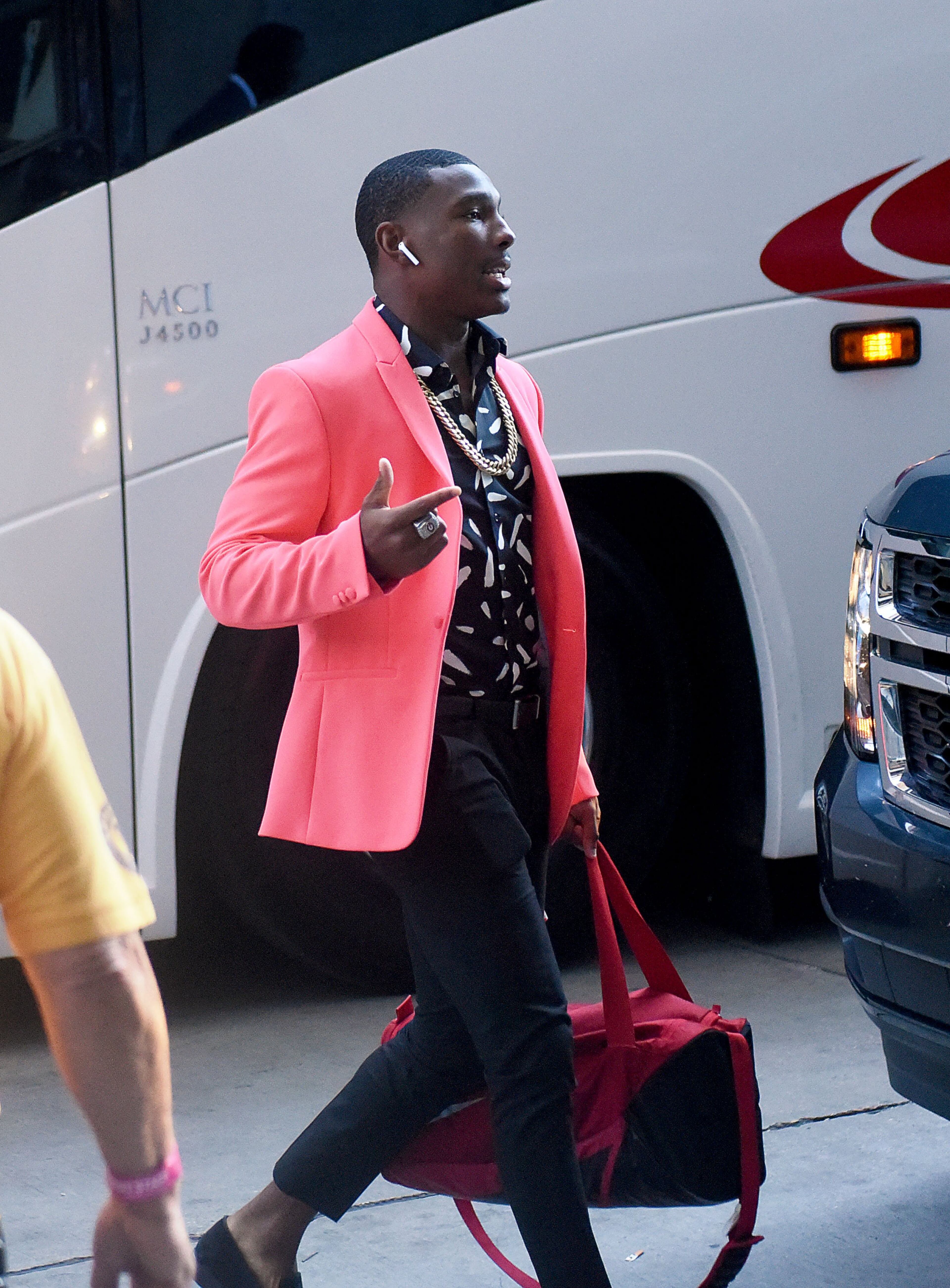 10/13/18 - Baton Rouge - Georgia Bulldogs wide receiver Mecole Hardman arrives at Tiger Stadium in style. The University of Georgia Bulldogs played the Louisiana State University Tigers in a NCAA college football game Saturday, October 13, 2018, at Tiger Stadium in Baton Rouge, LA. Ryon Horne / RHORNE@AJC.COM