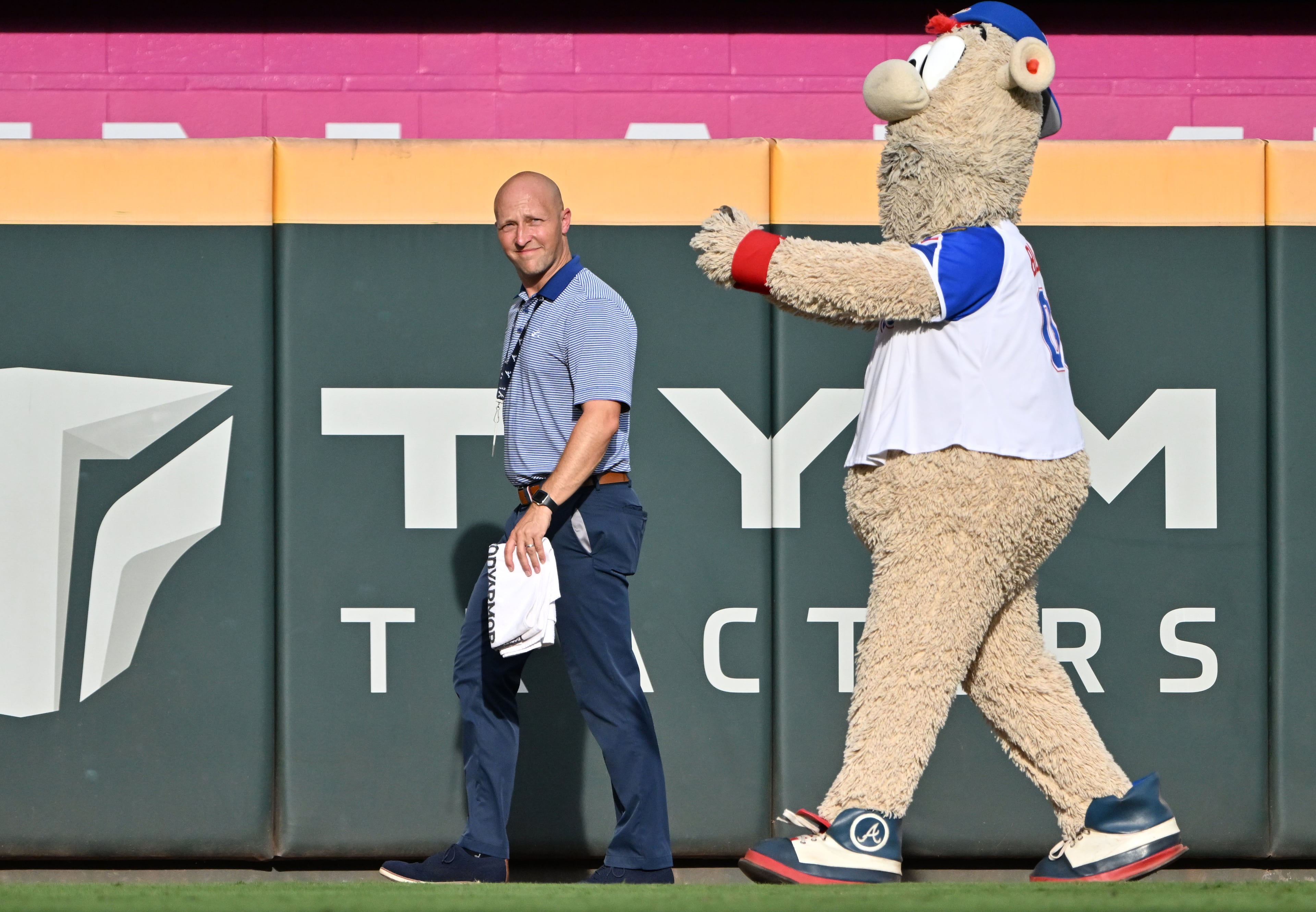 Blooper rescues a bird before the game 2 of Atlanta Braves game against New York Yankees at Truist Park, Saturday, July 19, 2025, in Atlanta. (Hyosub Shin / AJC)