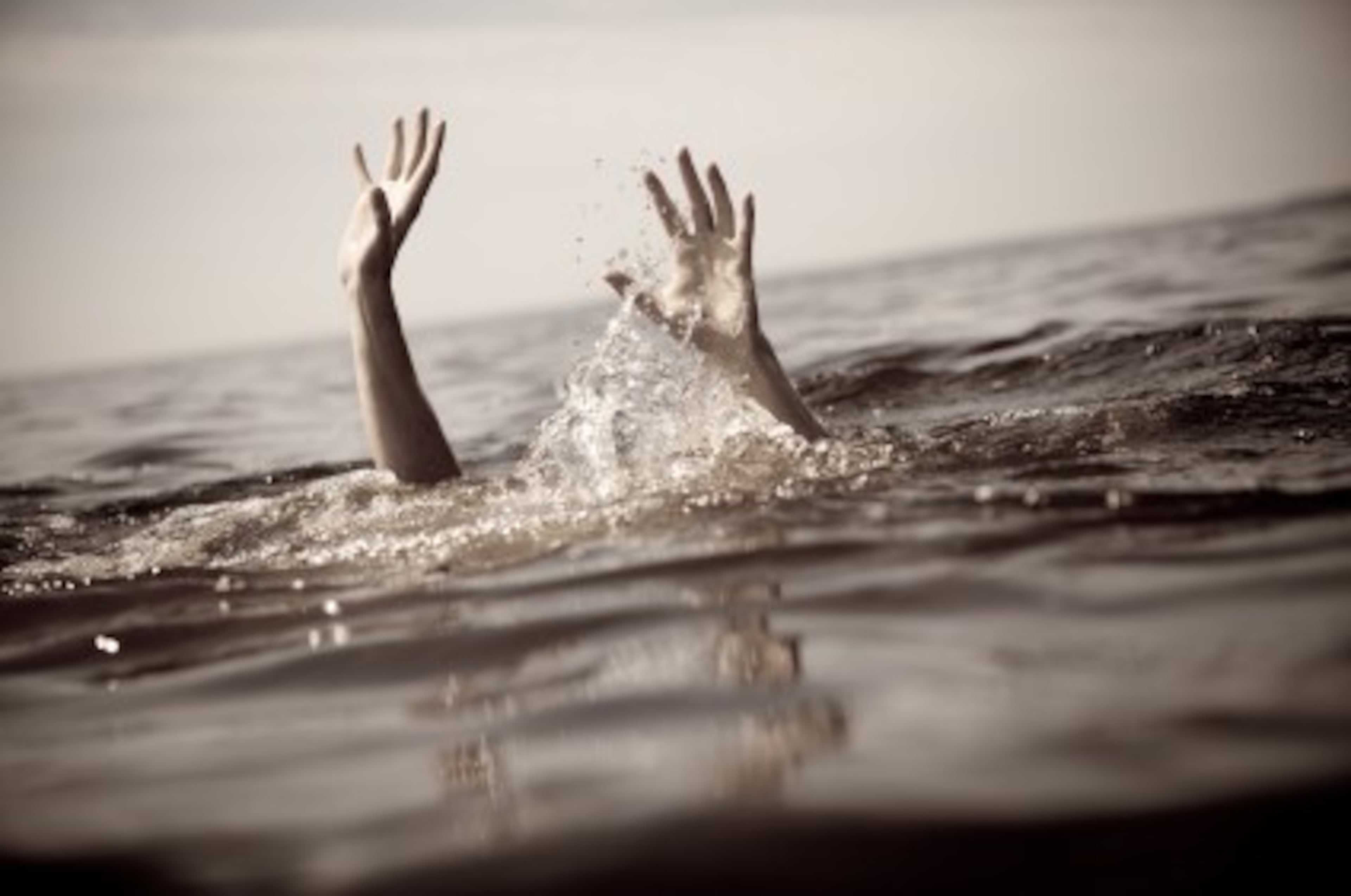 Contrary to movies and myths, people who are drowning rarely have the capacity to wave or yell and they won't be face down in the water. Instead, look for glassy eyes, hyperventilating or a head low in the water with mouth at water level.