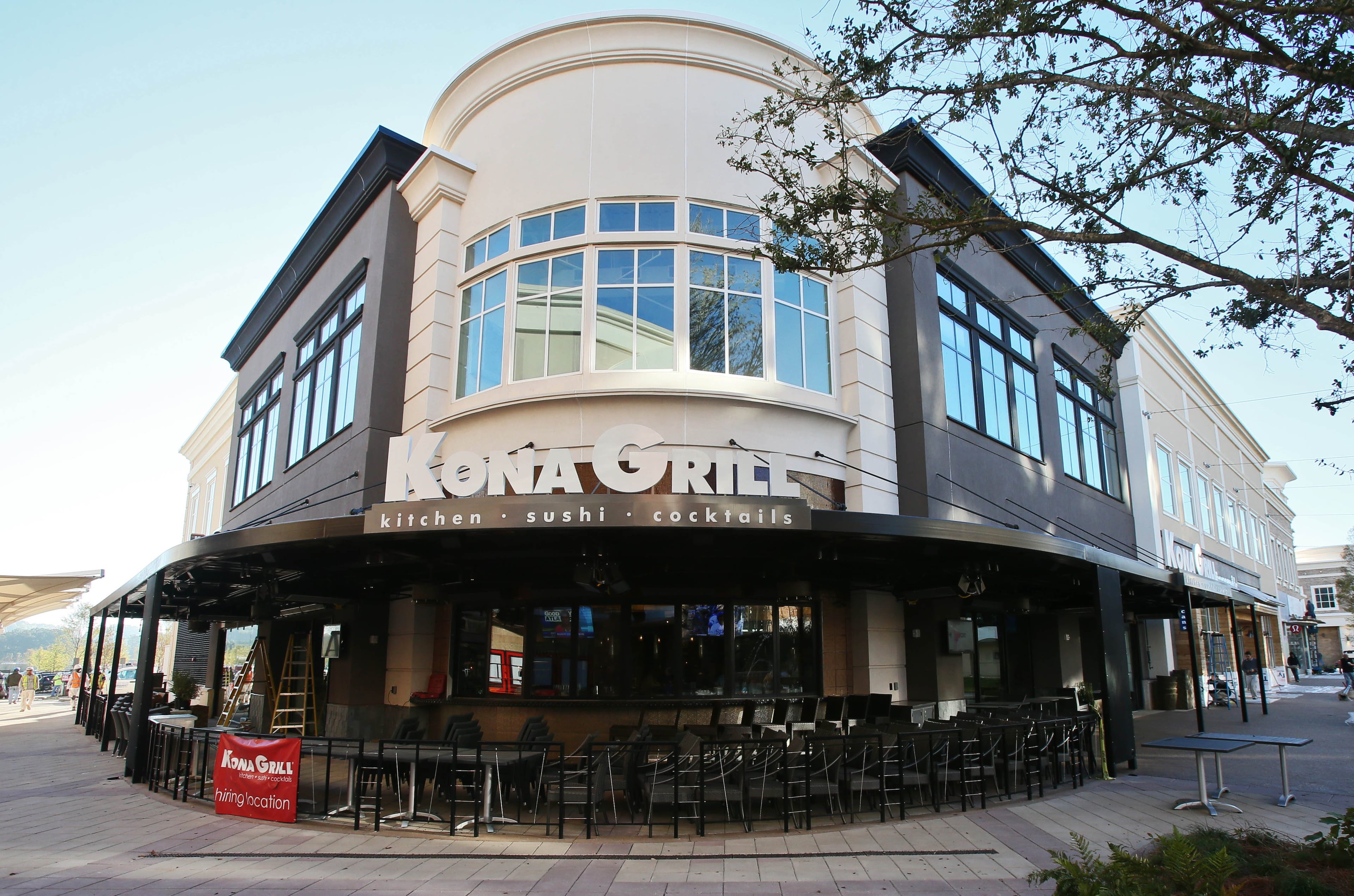 Avalon, the new Alpharetta mixed-use development opening Thursday, will feature the only Atlanta location of popular eatery Kona Grill, offer Ford Fry’s Tex-Mex concept The El Felix and introduce Charleston restaurateur Steve Palmer’s Oak Steakhouse to the metro area.