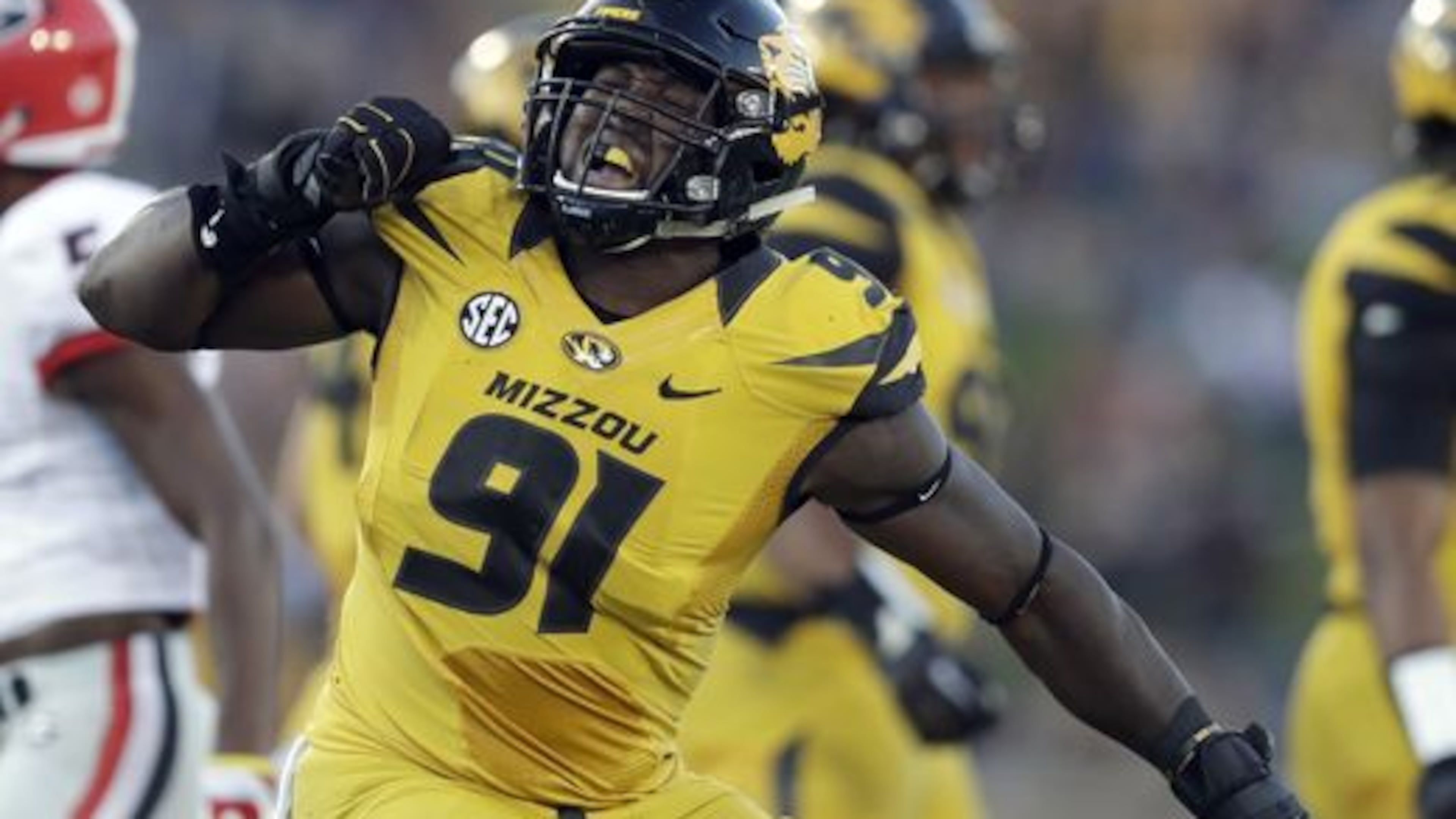 Former Missouri defensive end Charles Harris could provide the Falcons’ pass rush with a boost. (Jeff Robertson/Associated Press)
