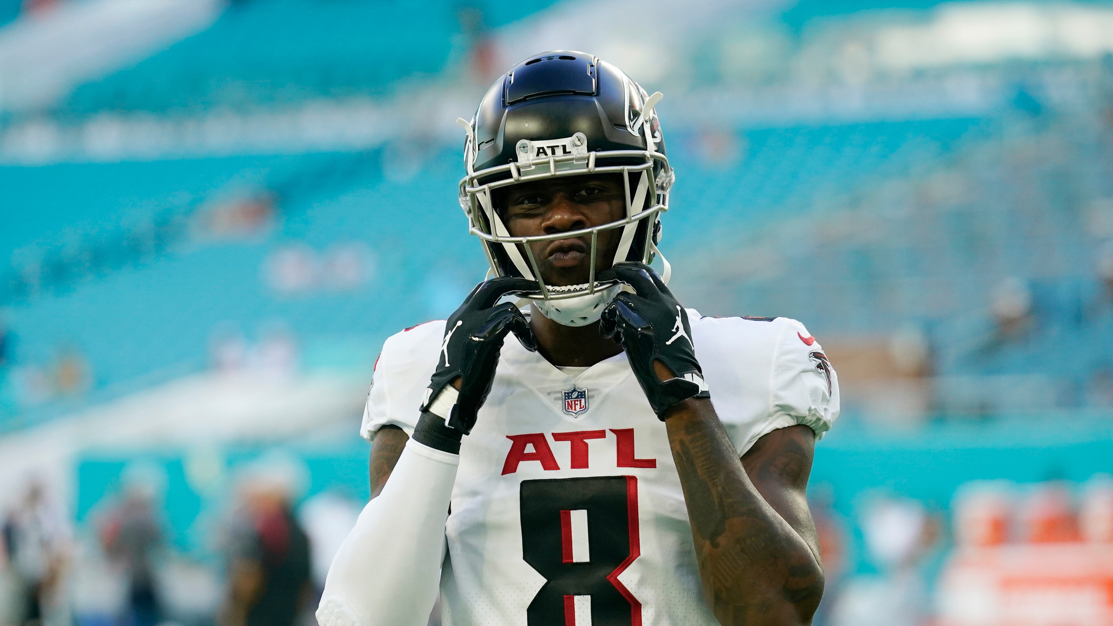Atlanta Falcons tight end Kyle Pitts (8) warms up before a NFL preseason football game against the Miami Dolphins, Saturday, Aug. 21, 2021, in Miami Gardens, Fla. (AP Photo/Lynne Sladky)