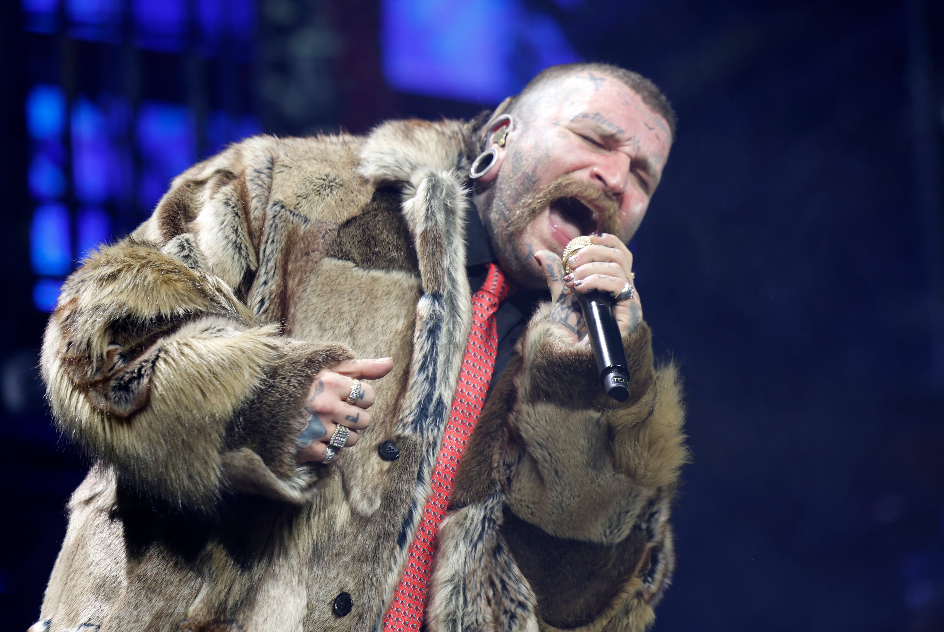 October 20, 2026 - Atlanta GA -Teddy Swims opens his set with hit songs, The Door, Hammer to the Heart and Are You Even Real, at the Atlanta State Farm Arena Tuesday, October 20, 2026 as a part of his The UGLY national tour.. (Akili-Casundria Ramsess/For the AJC)
