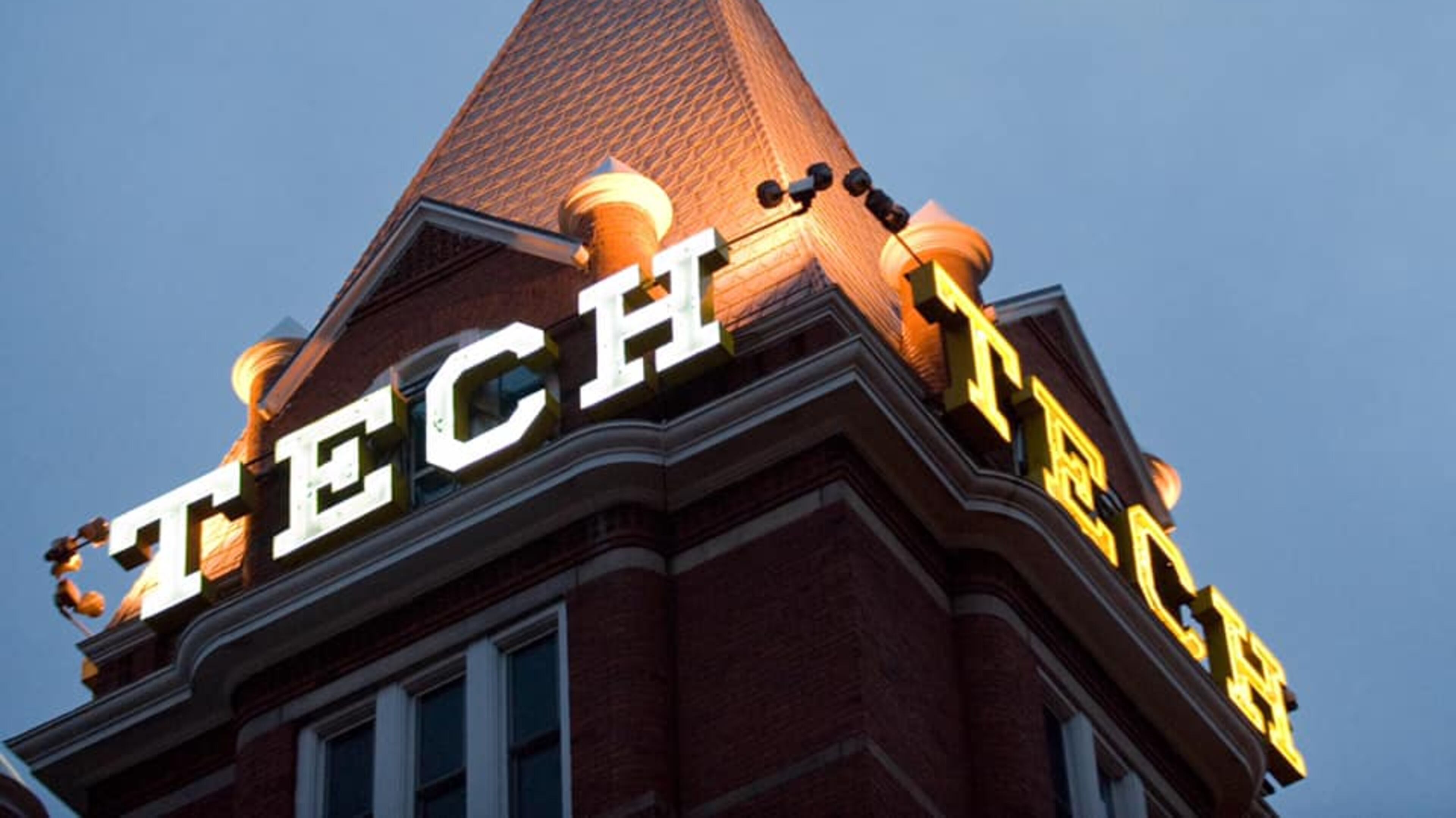 A Georgia Tech doctoral studente says: “International students at Georgia Tech are my classmates, research collaborators, and friends; their presence is a vital part of Georgia Tech’s vibrant culture and academic prestige.: